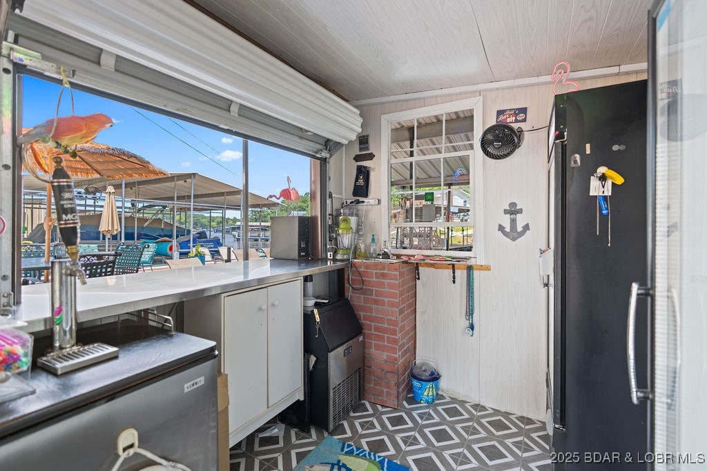 33367 Emerald Road