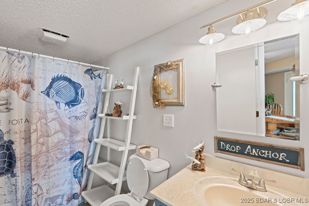 33367 Emerald Road