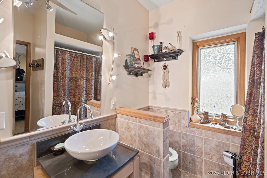 33367 Emerald Road