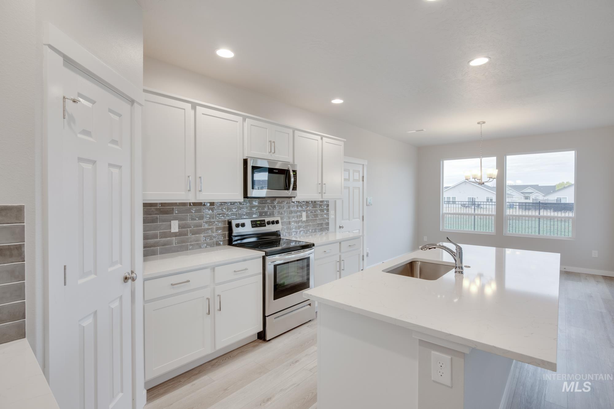 2991 N Bowknot Lake Ave.