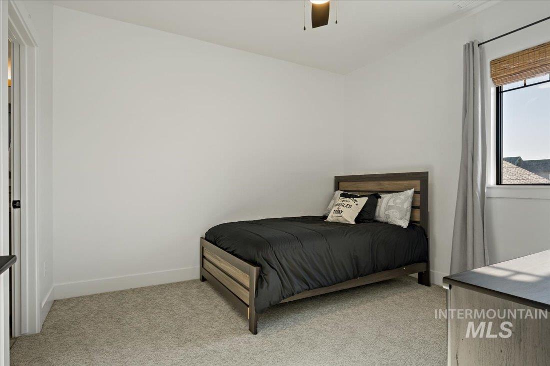 8440 W Sparks Lake Dr