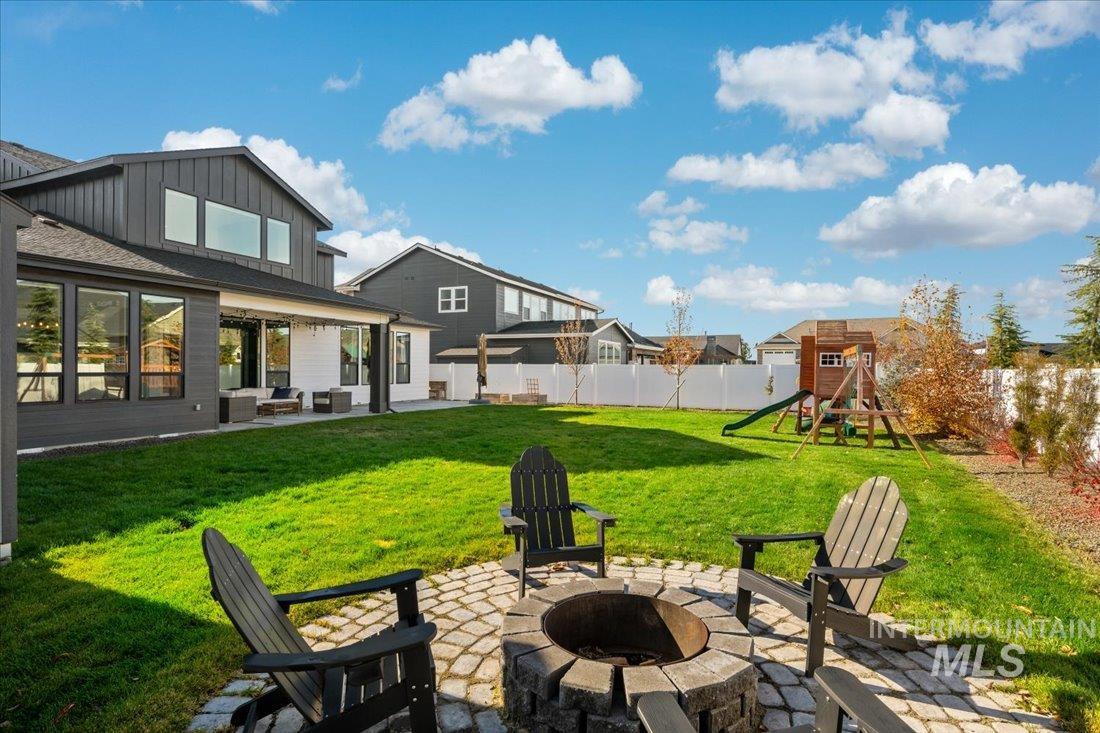 8440 W Sparks Lake Dr