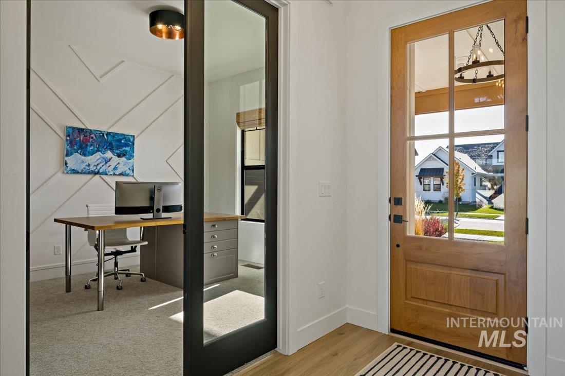 8440 W Sparks Lake Dr