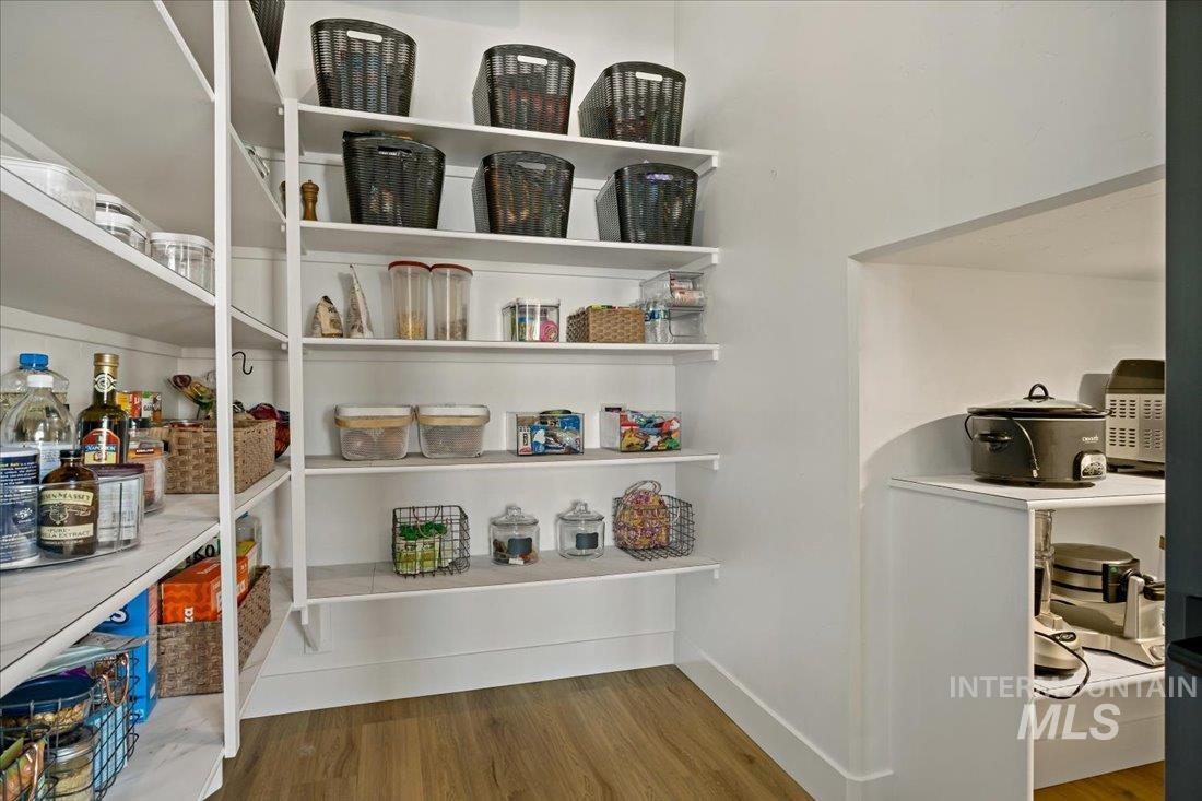 8440 W Sparks Lake Dr