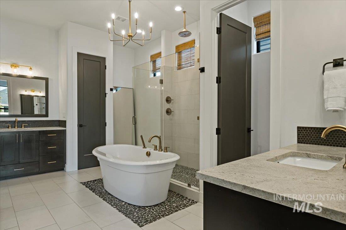 8440 W Sparks Lake Dr