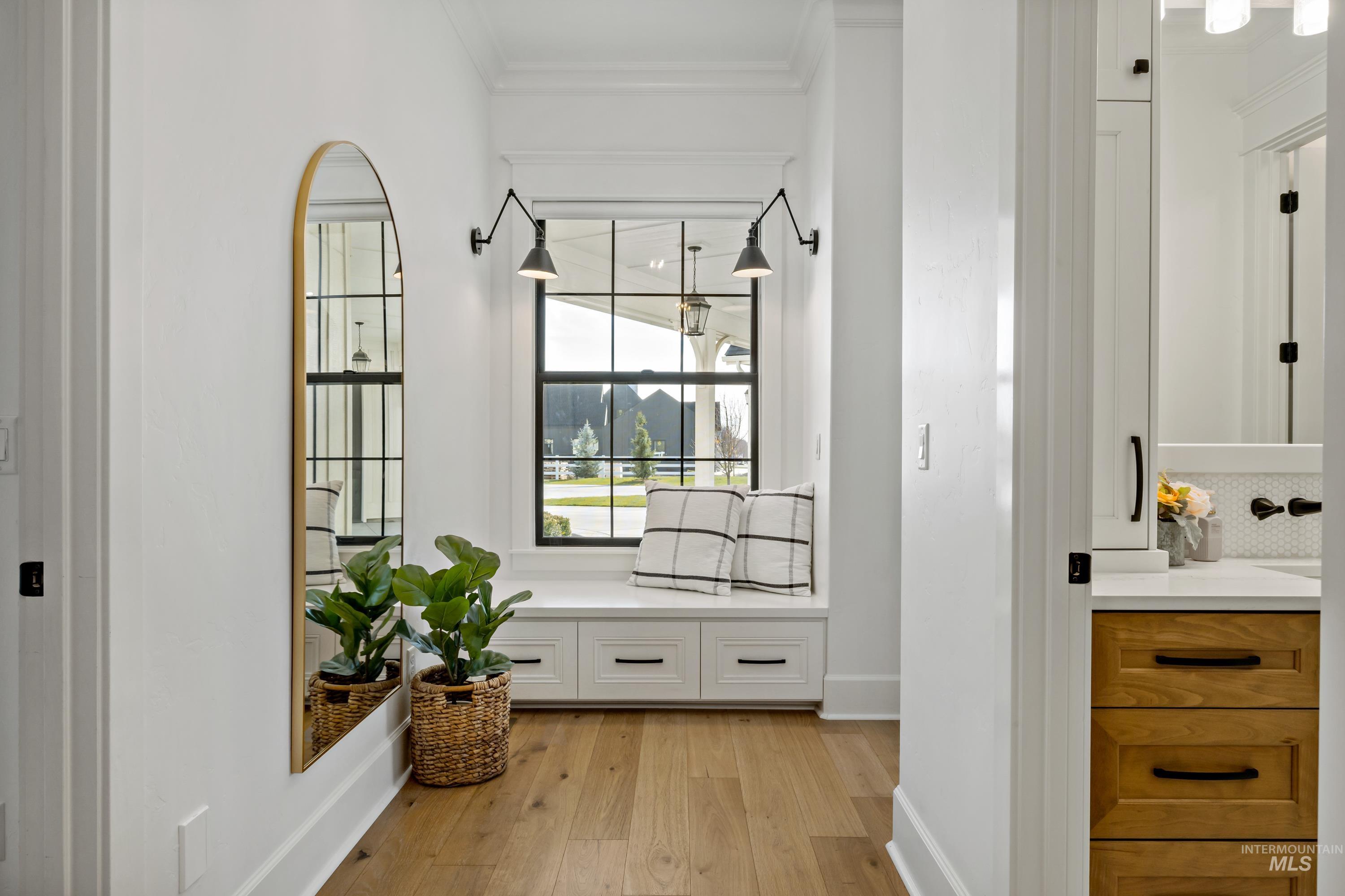 2288 N. Locksley Way