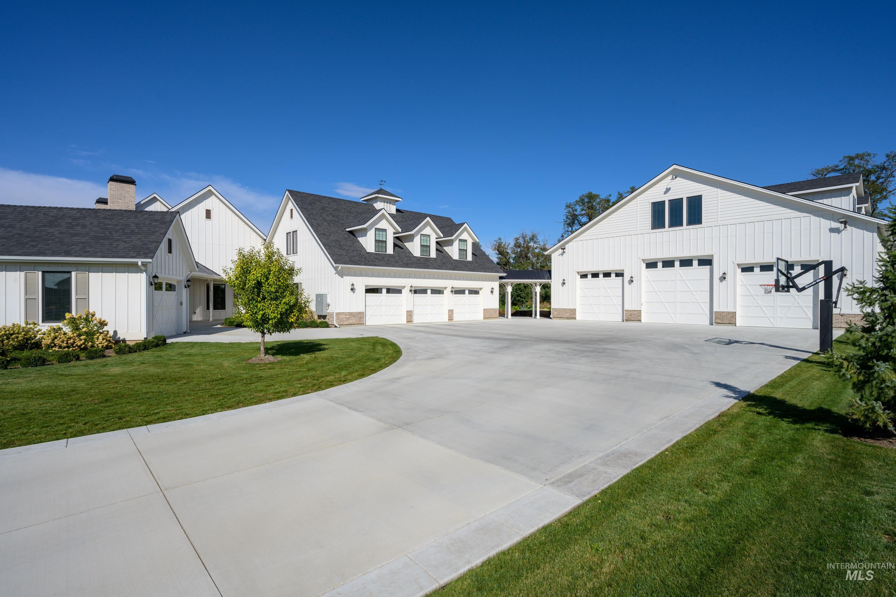 2288 N. Locksley Way