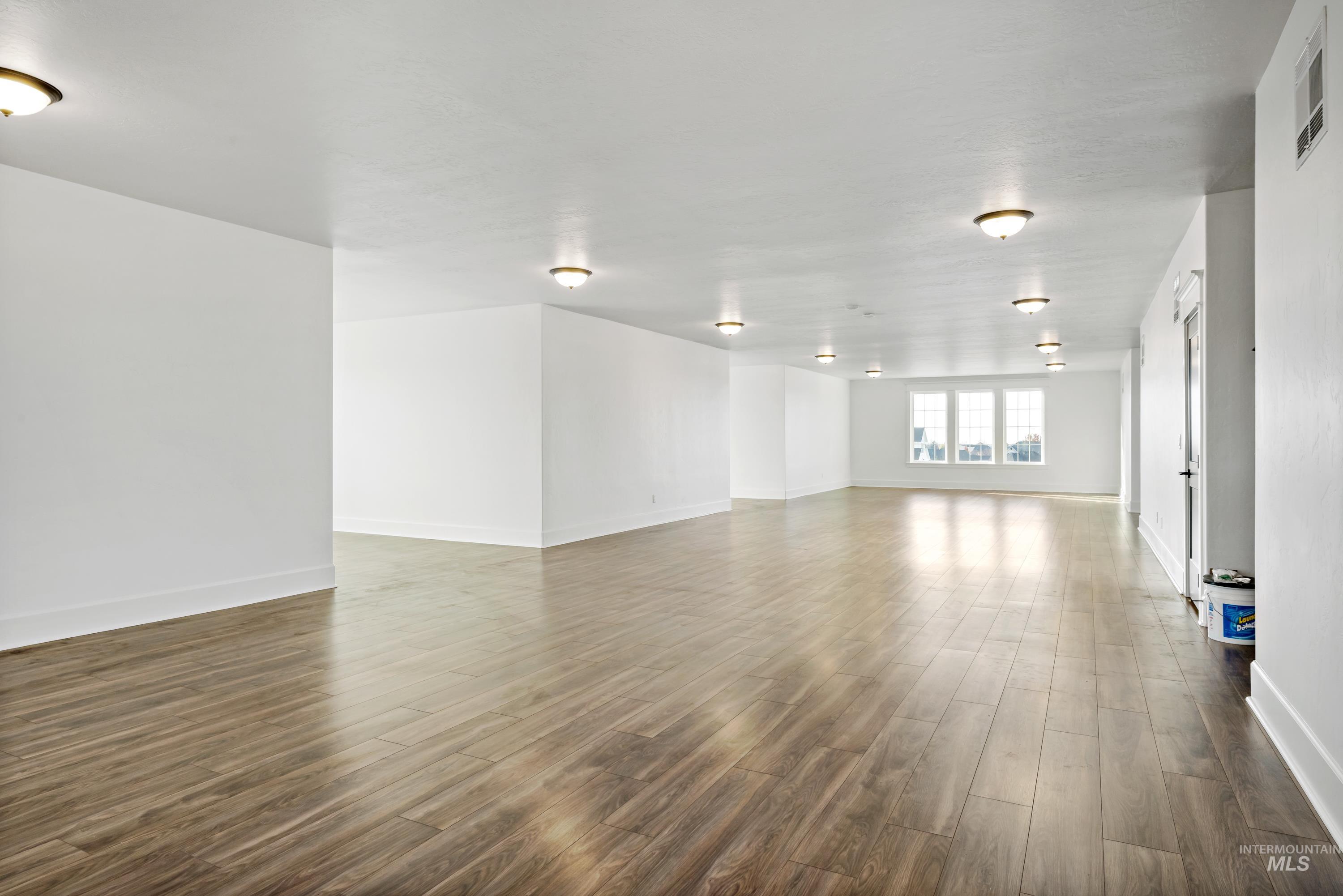 2288 N. Locksley Way