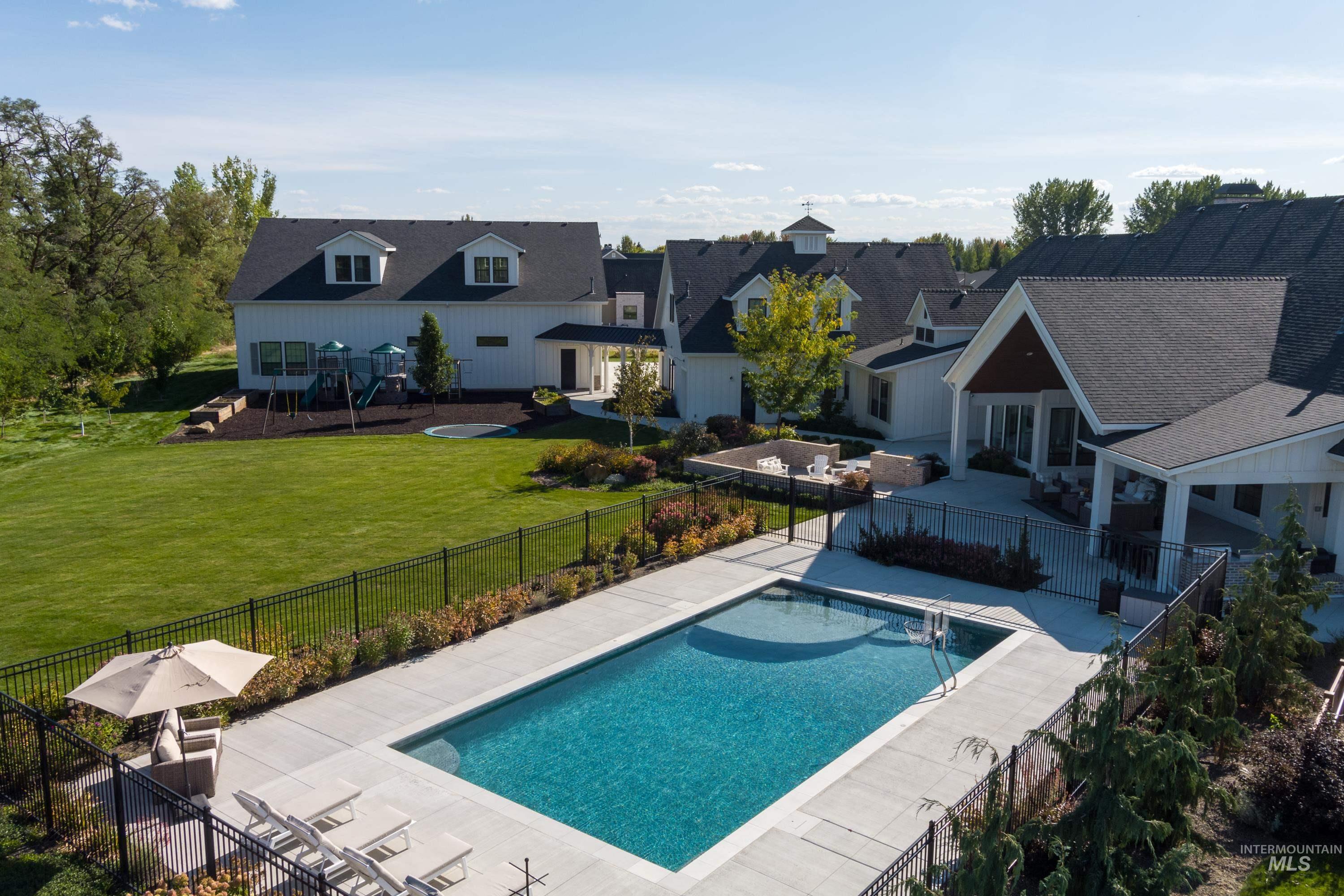 2288 N. Locksley Way