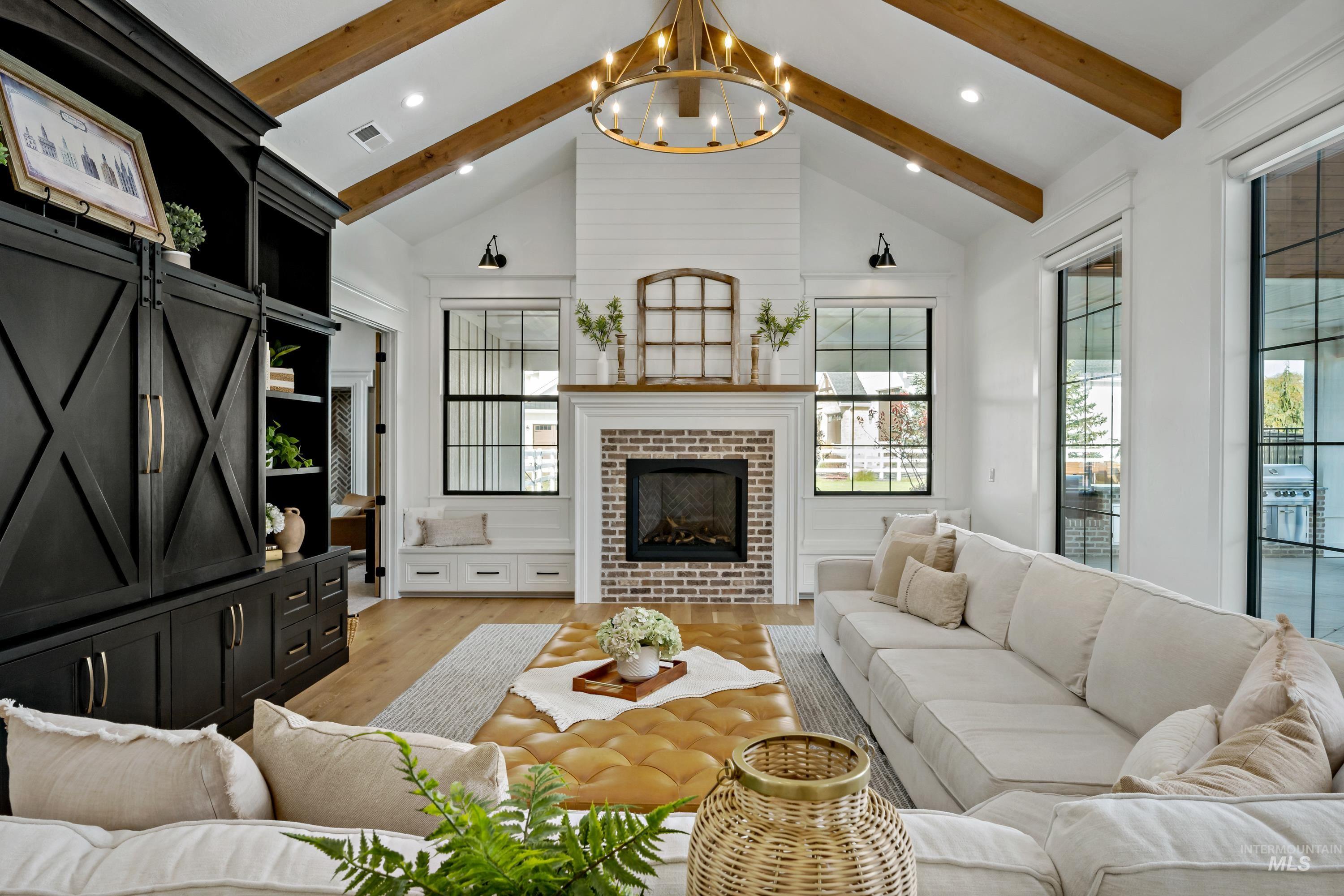 2288 N. Locksley Way