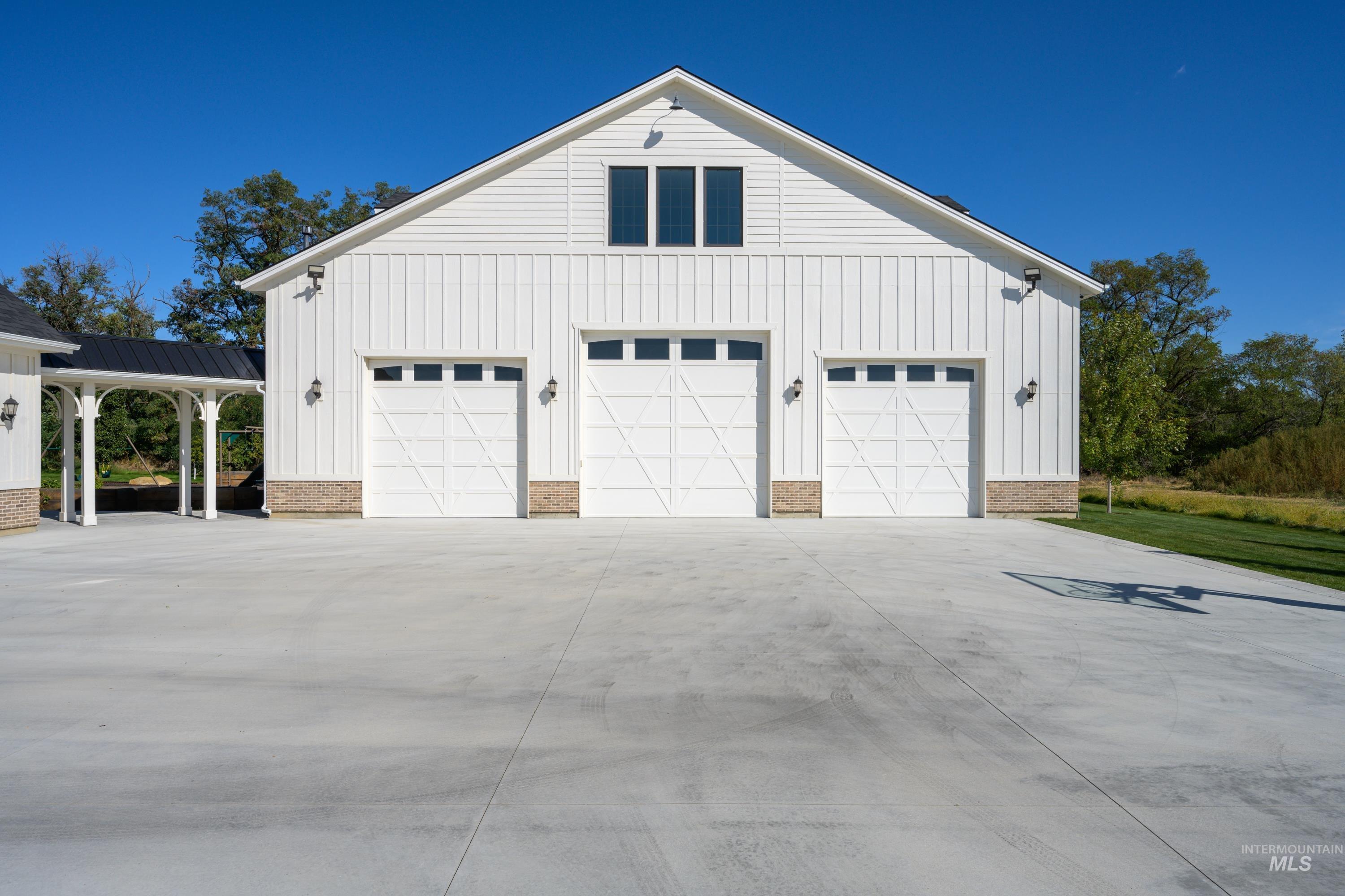 2288 N. Locksley Way