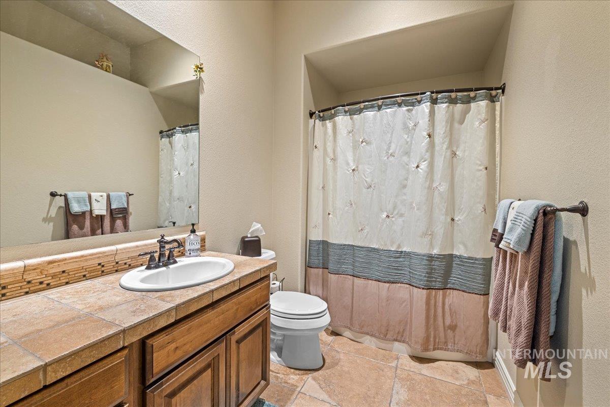 2850 S Garibaldi Ave