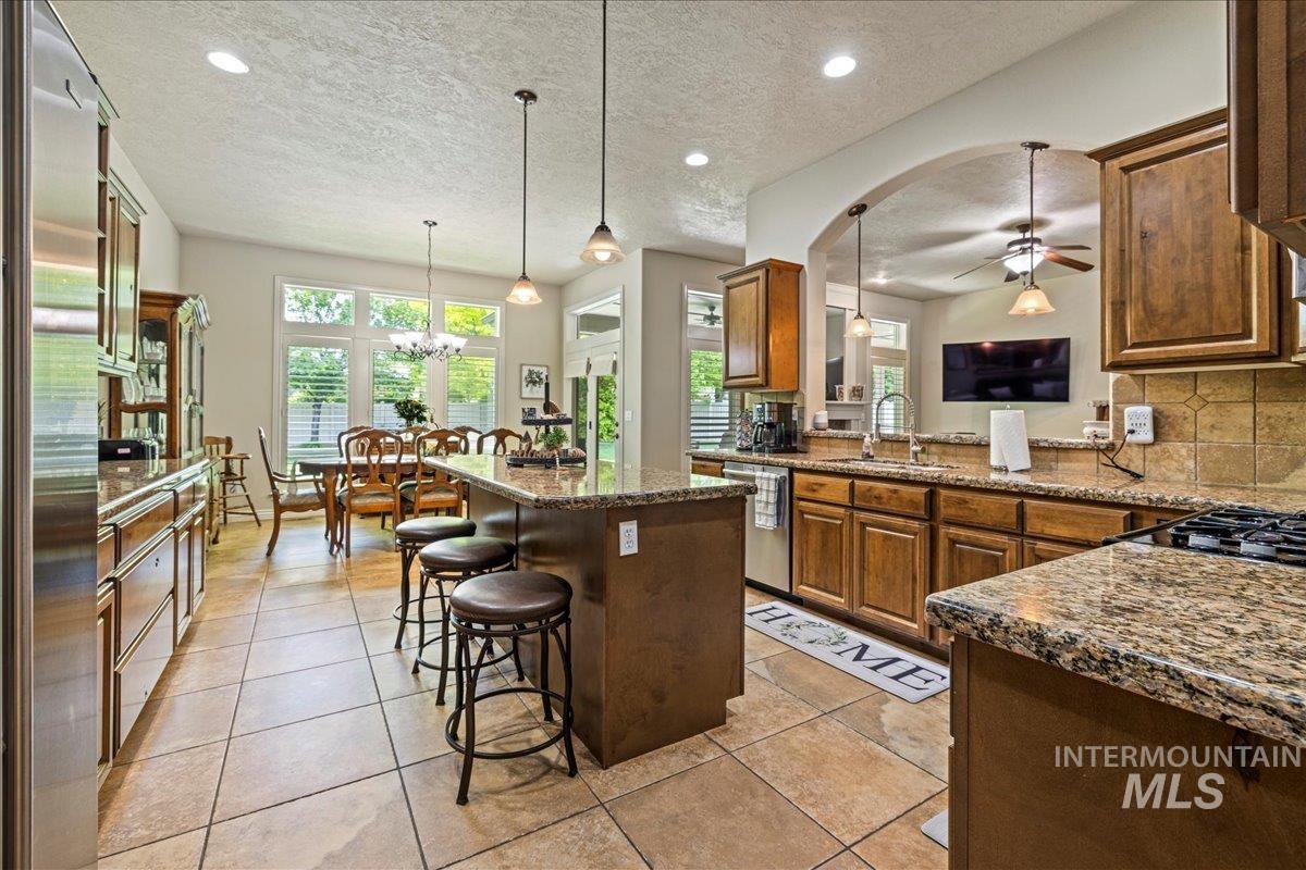 2850 S Garibaldi Ave