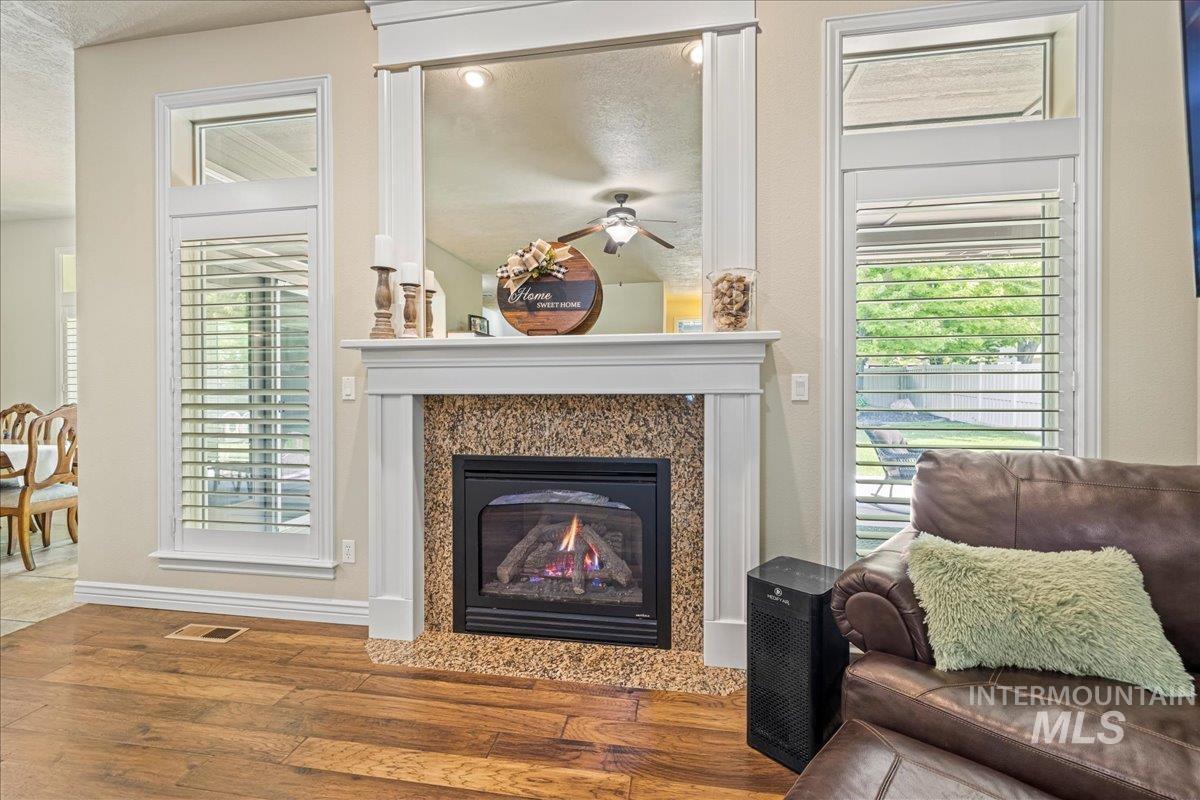 2850 S Garibaldi Ave