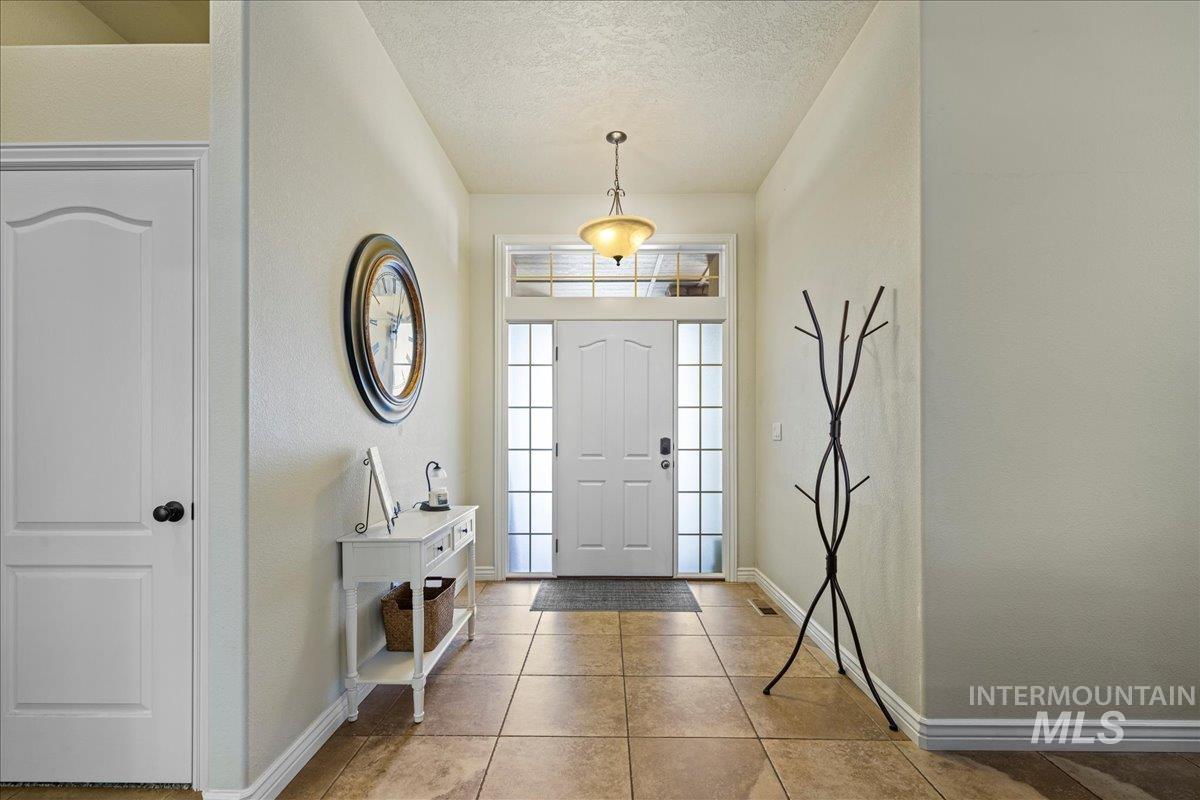 2850 S Garibaldi Ave