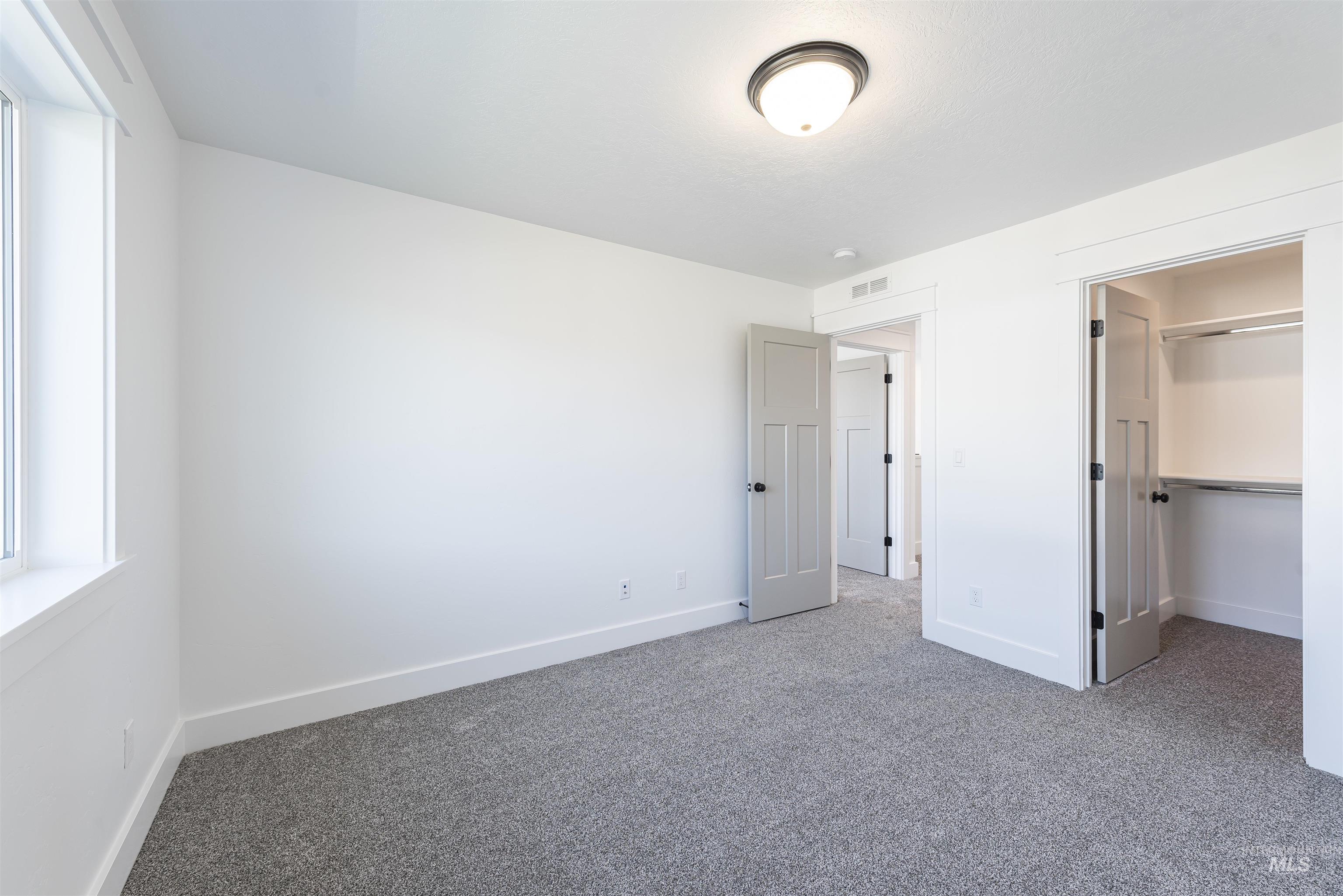 6129 S. Ballerina Ave.