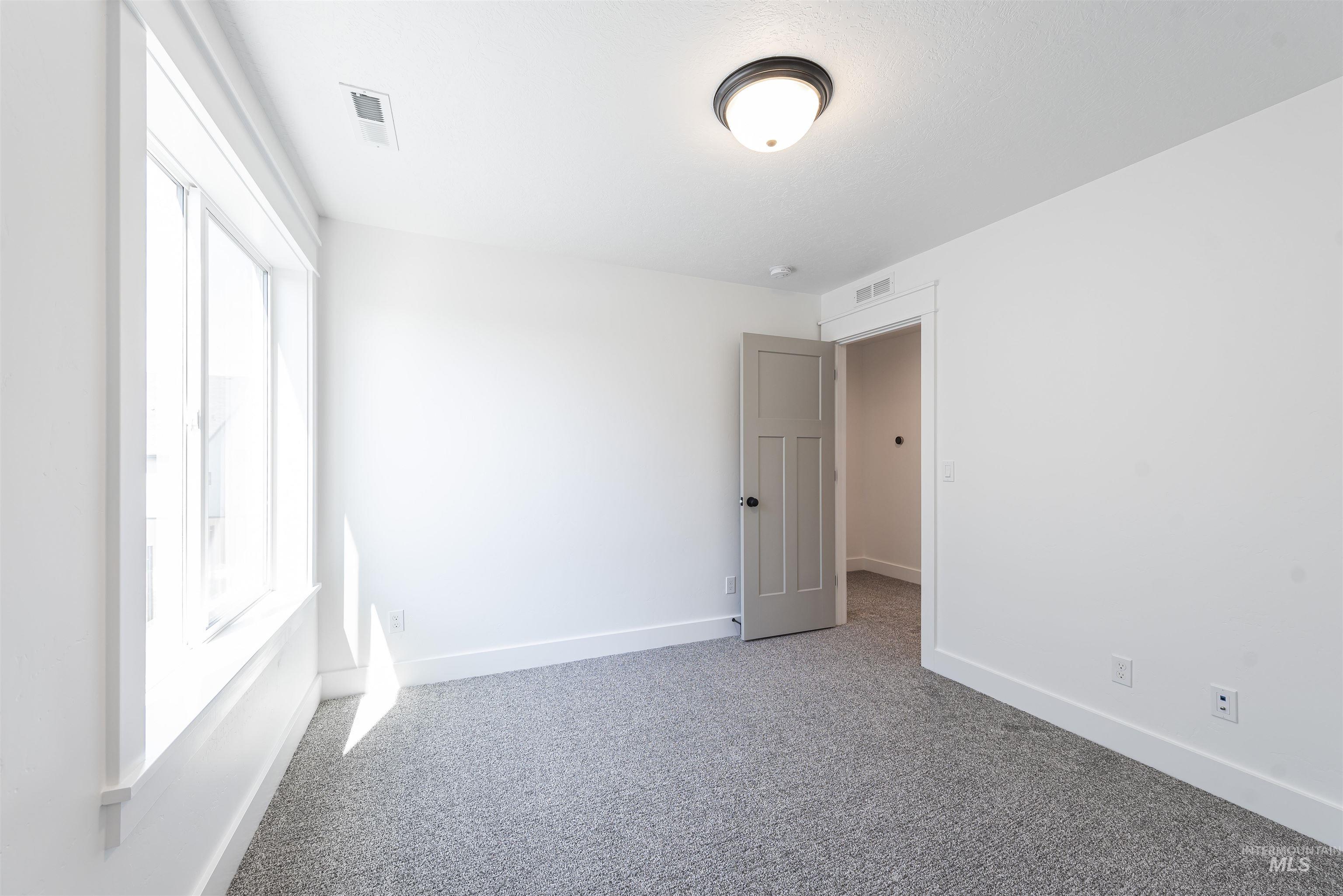 6129 S. Ballerina Ave.