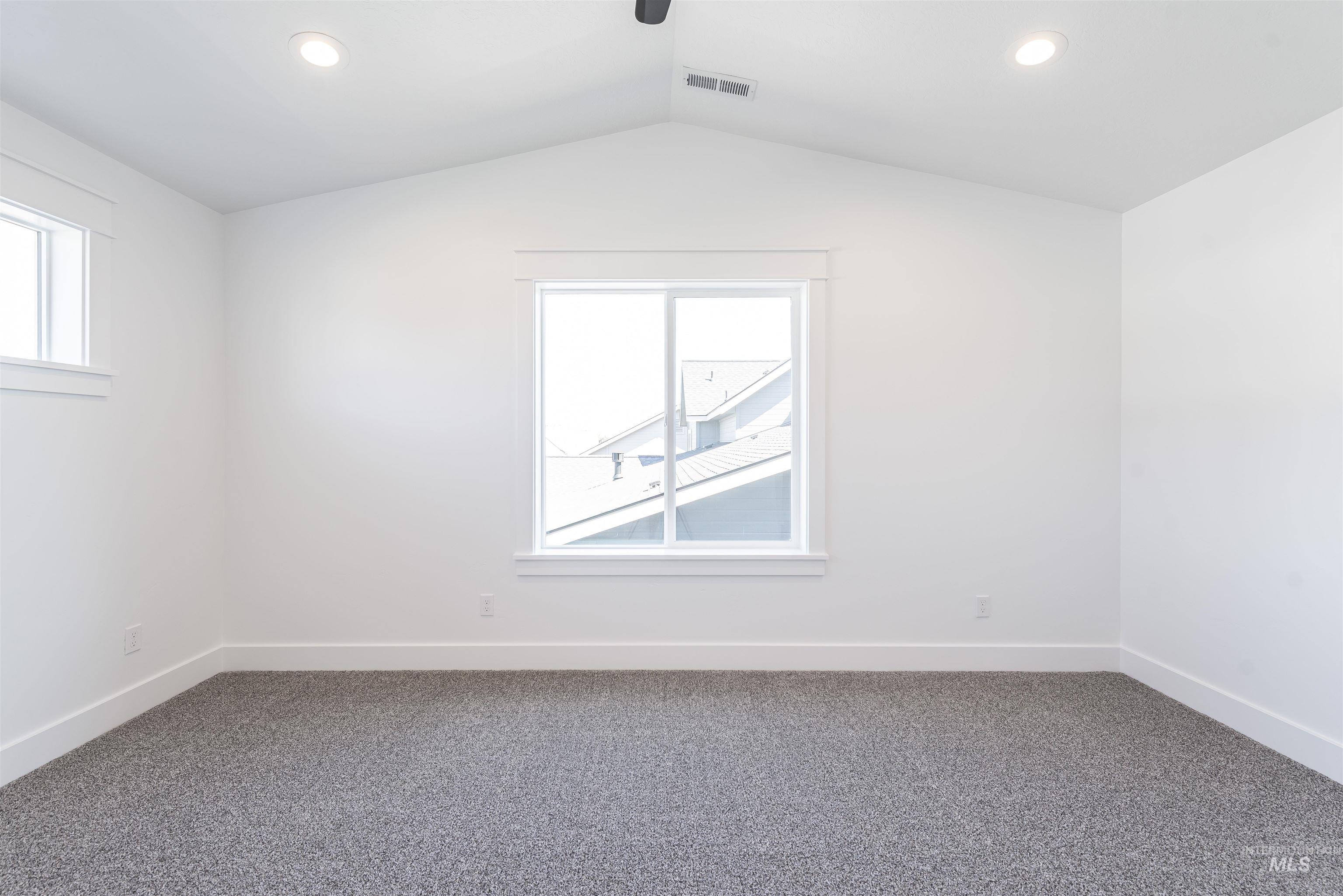 6129 S. Ballerina Ave.
