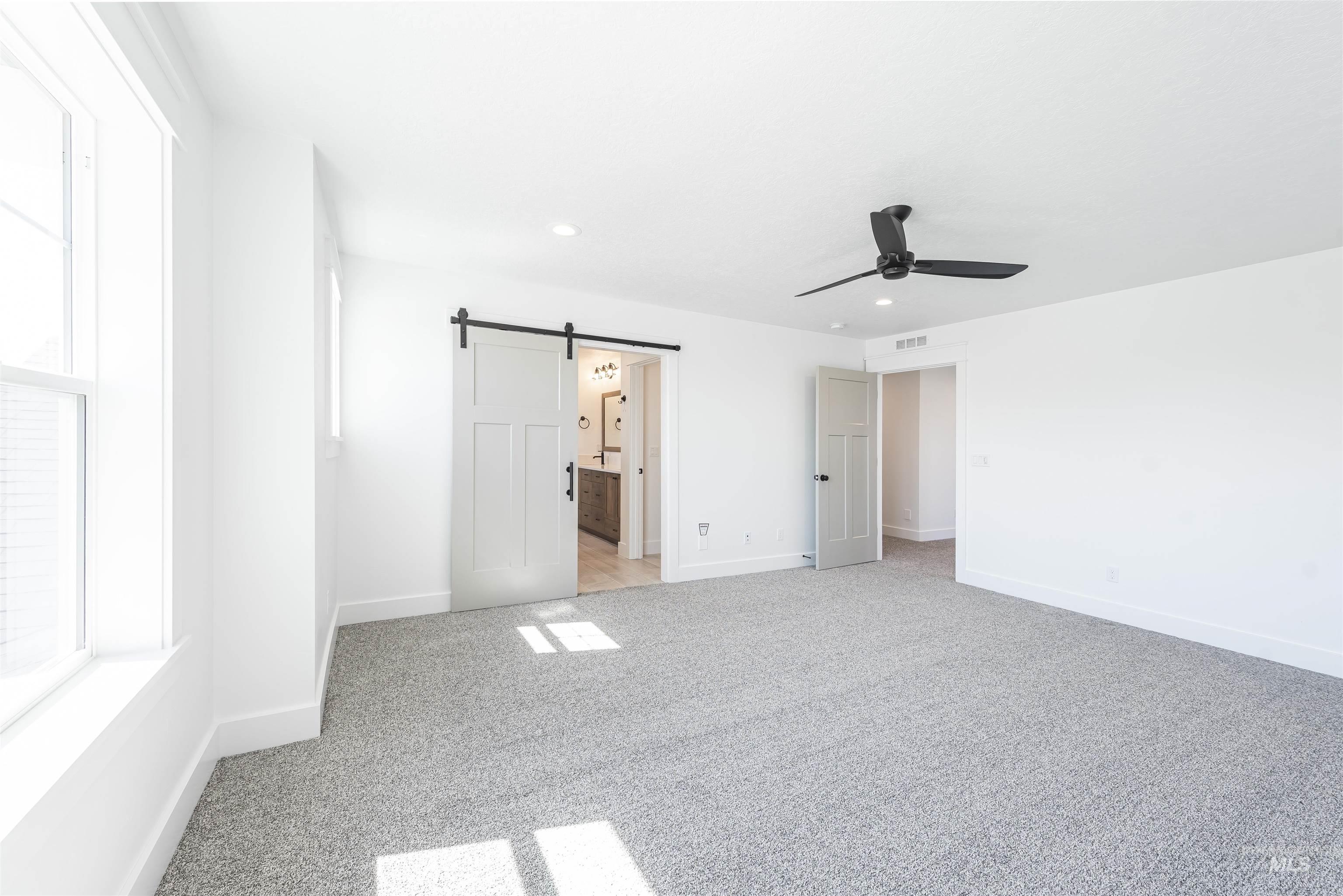 6129 S. Ballerina Ave.