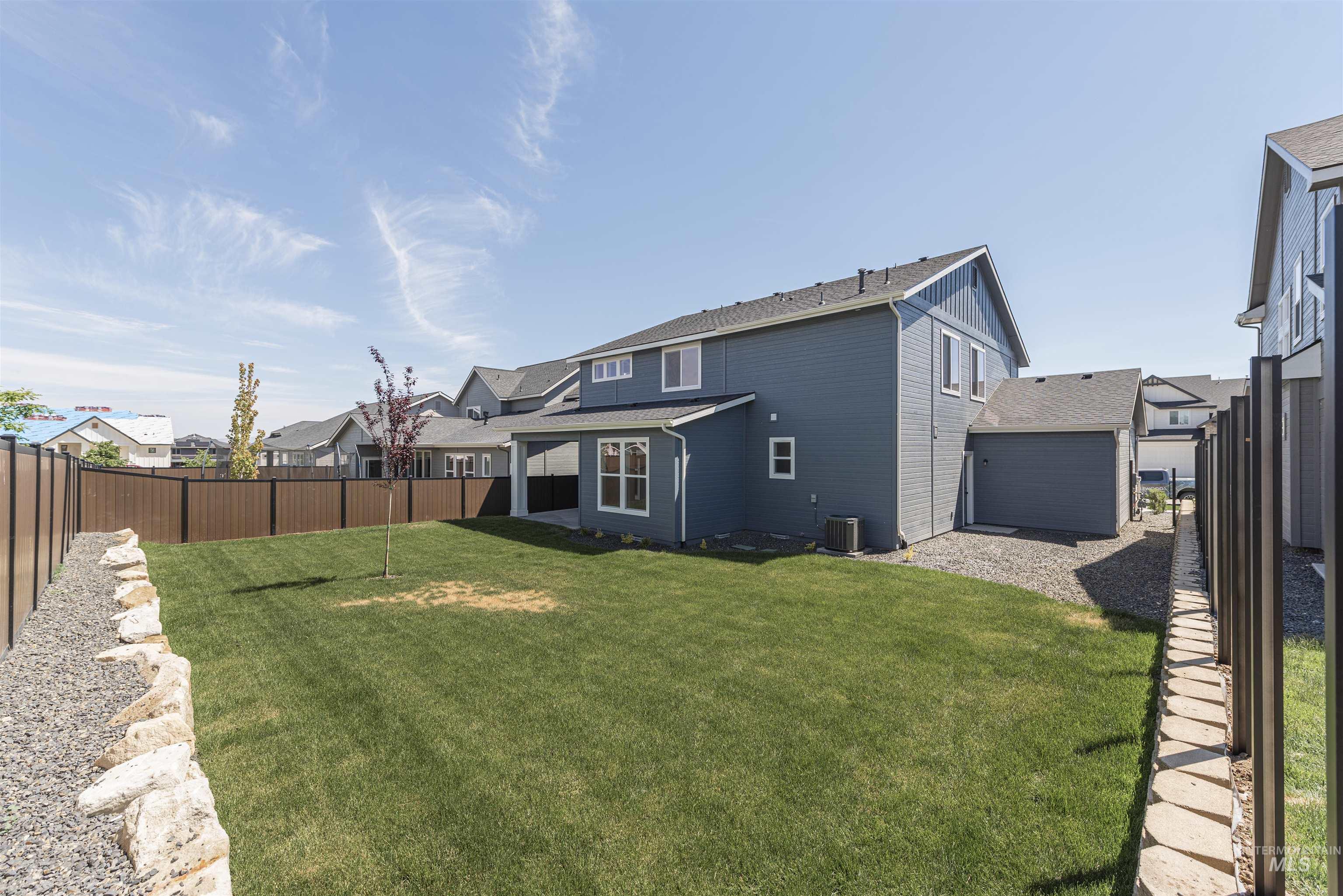 6129 S. Ballerina Ave.