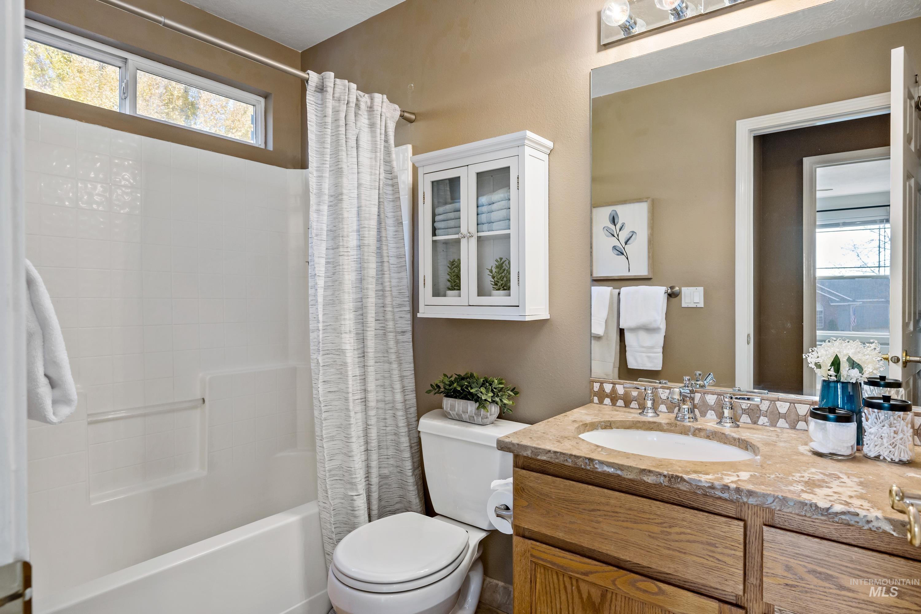 258 S Winthrop Place