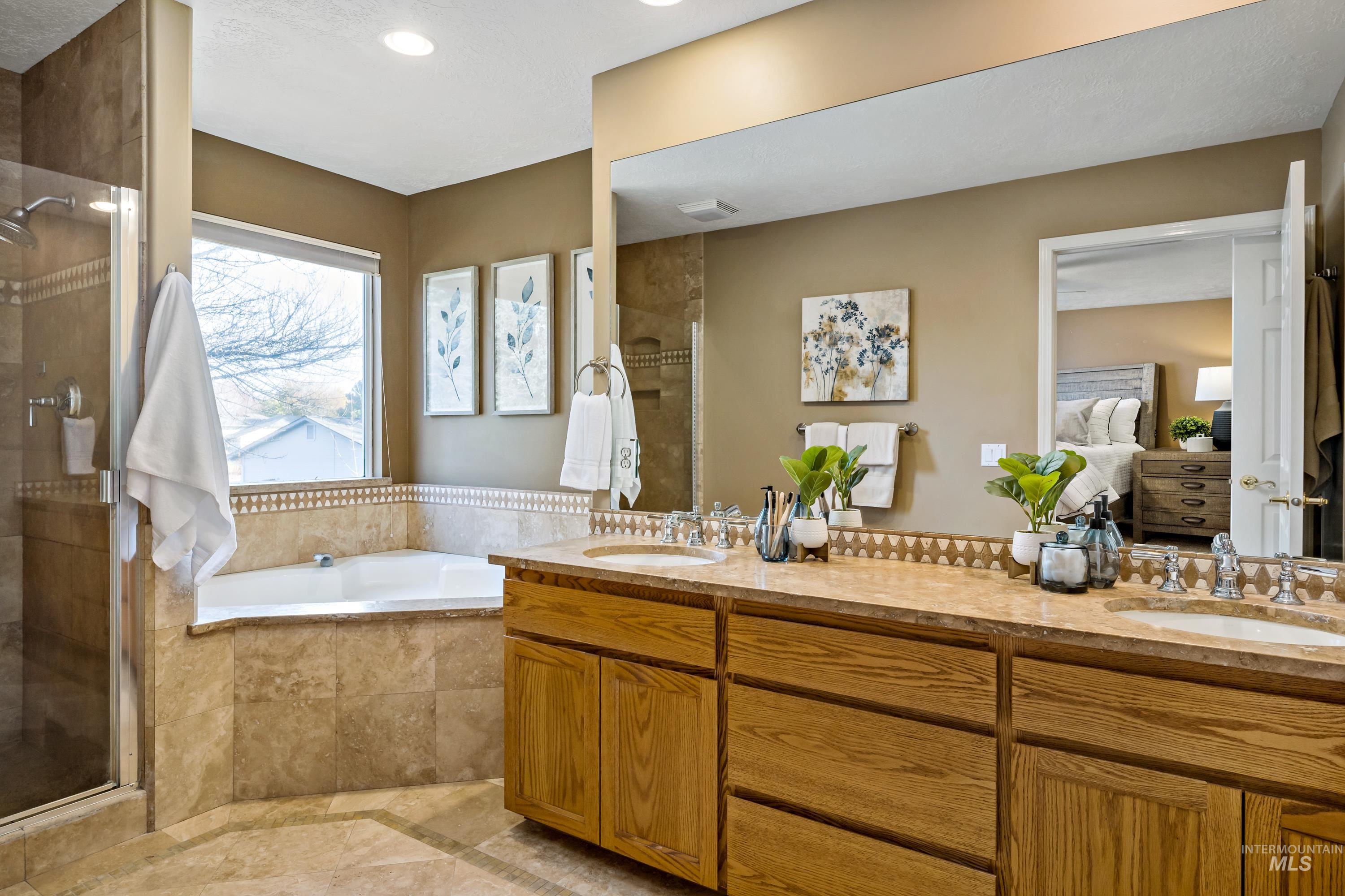 258 S Winthrop Place