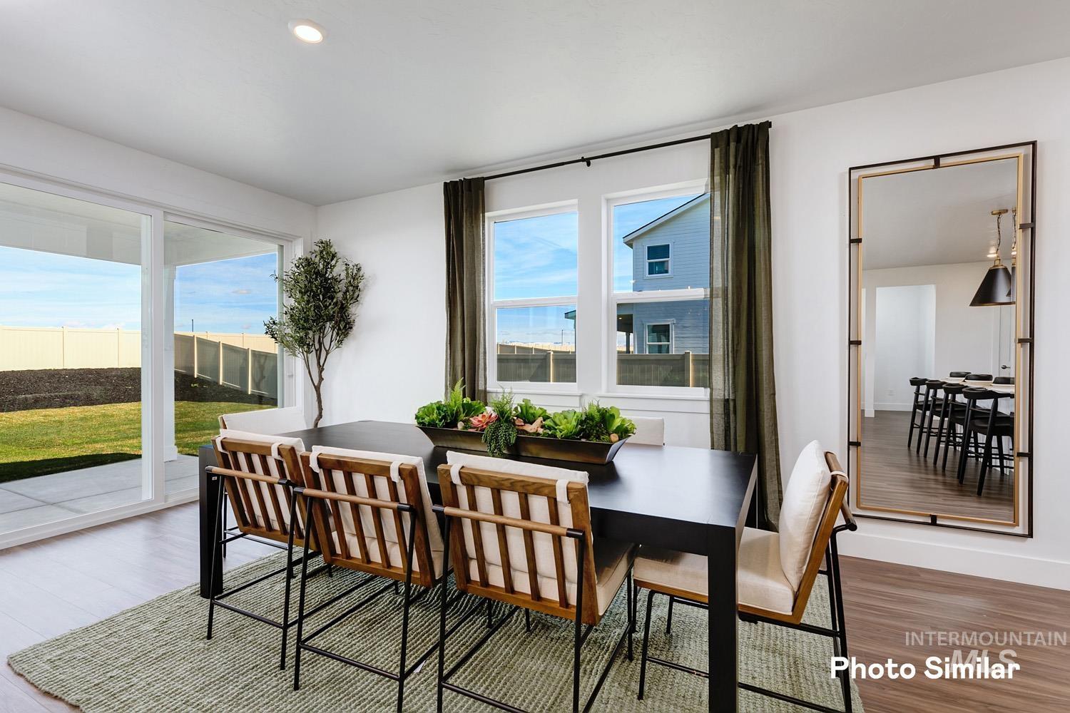 5512 E Bridal Veil Falls Dr