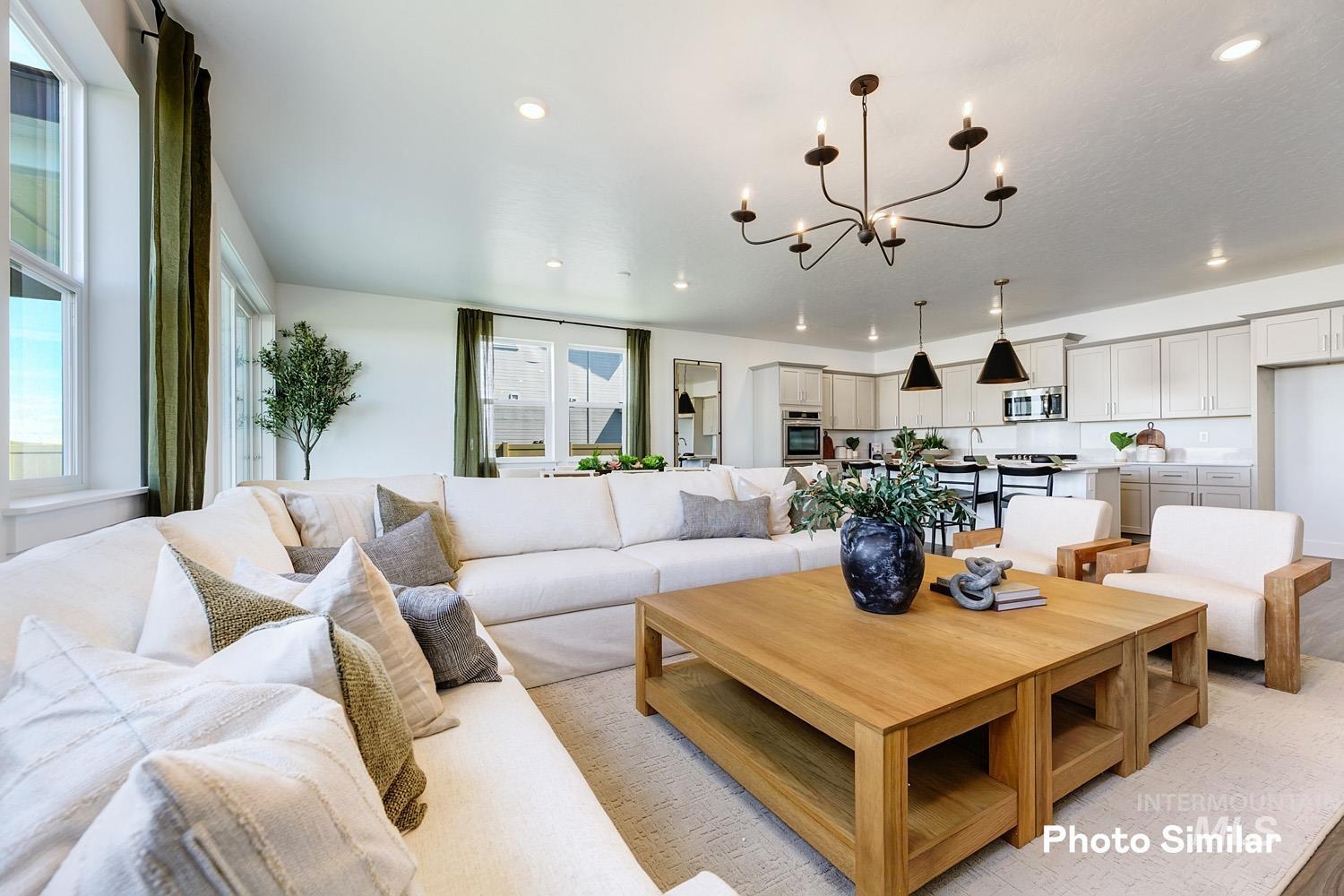 5512 E Bridal Veil Falls Dr