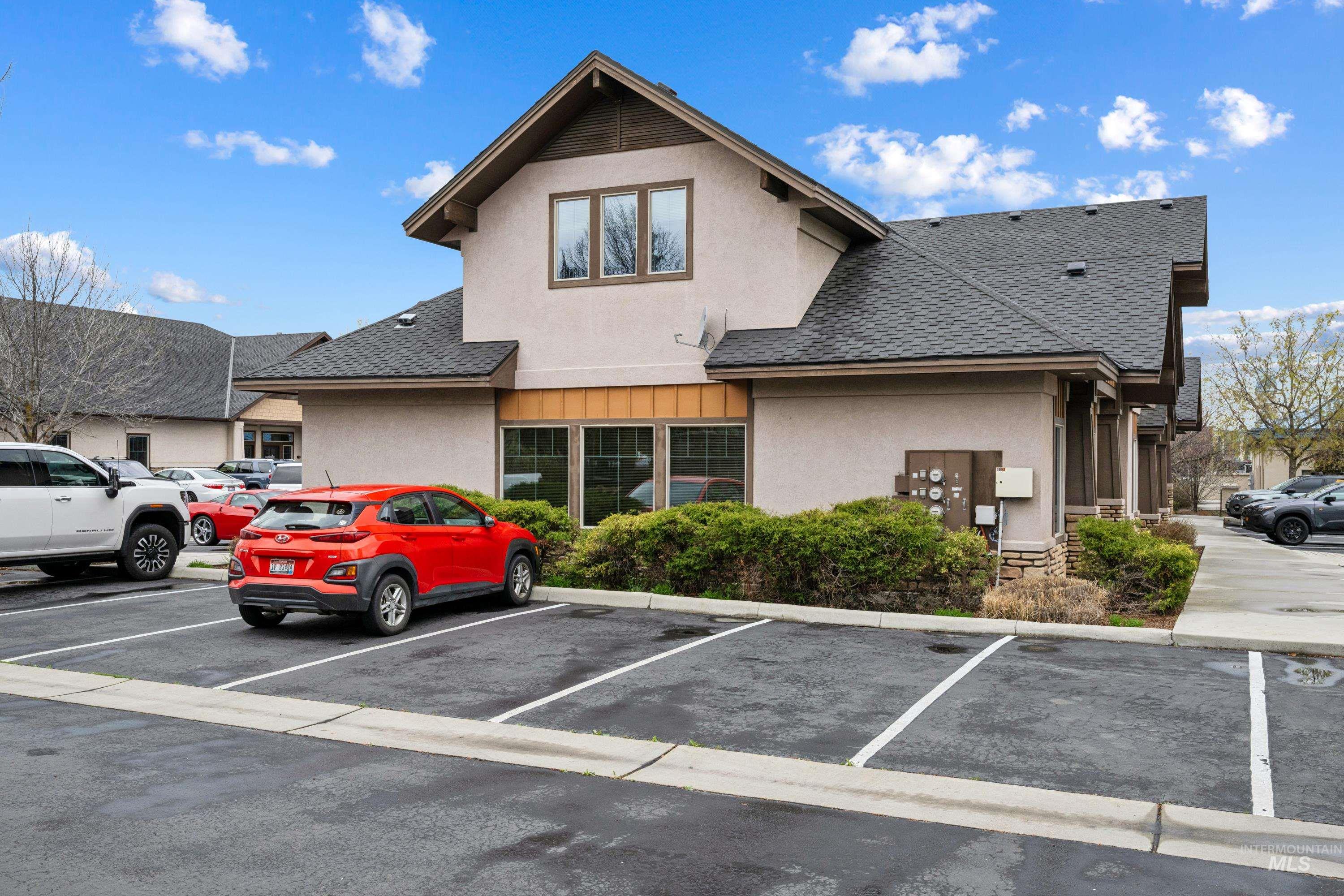 1093 E Iron Eagle Drive- Suite 125