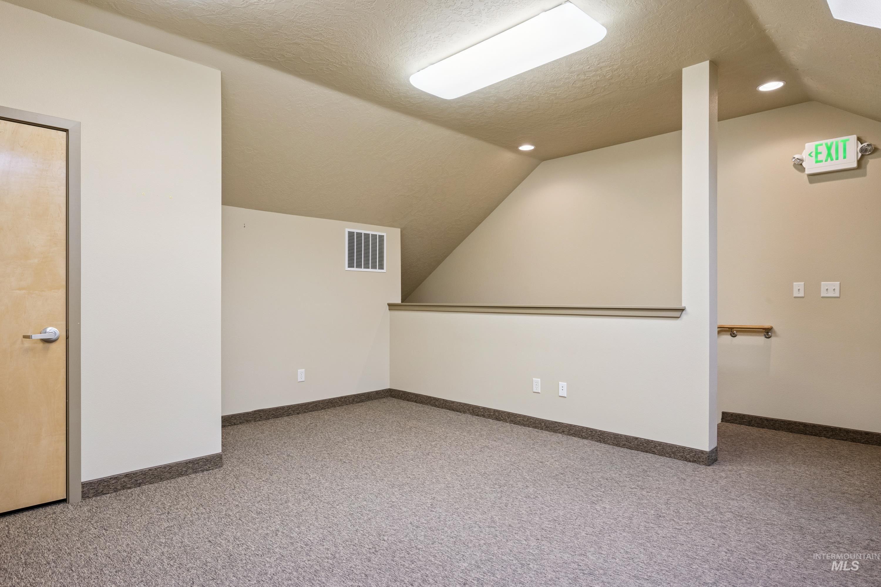 1093 E Iron Eagle Drive- Suite 125