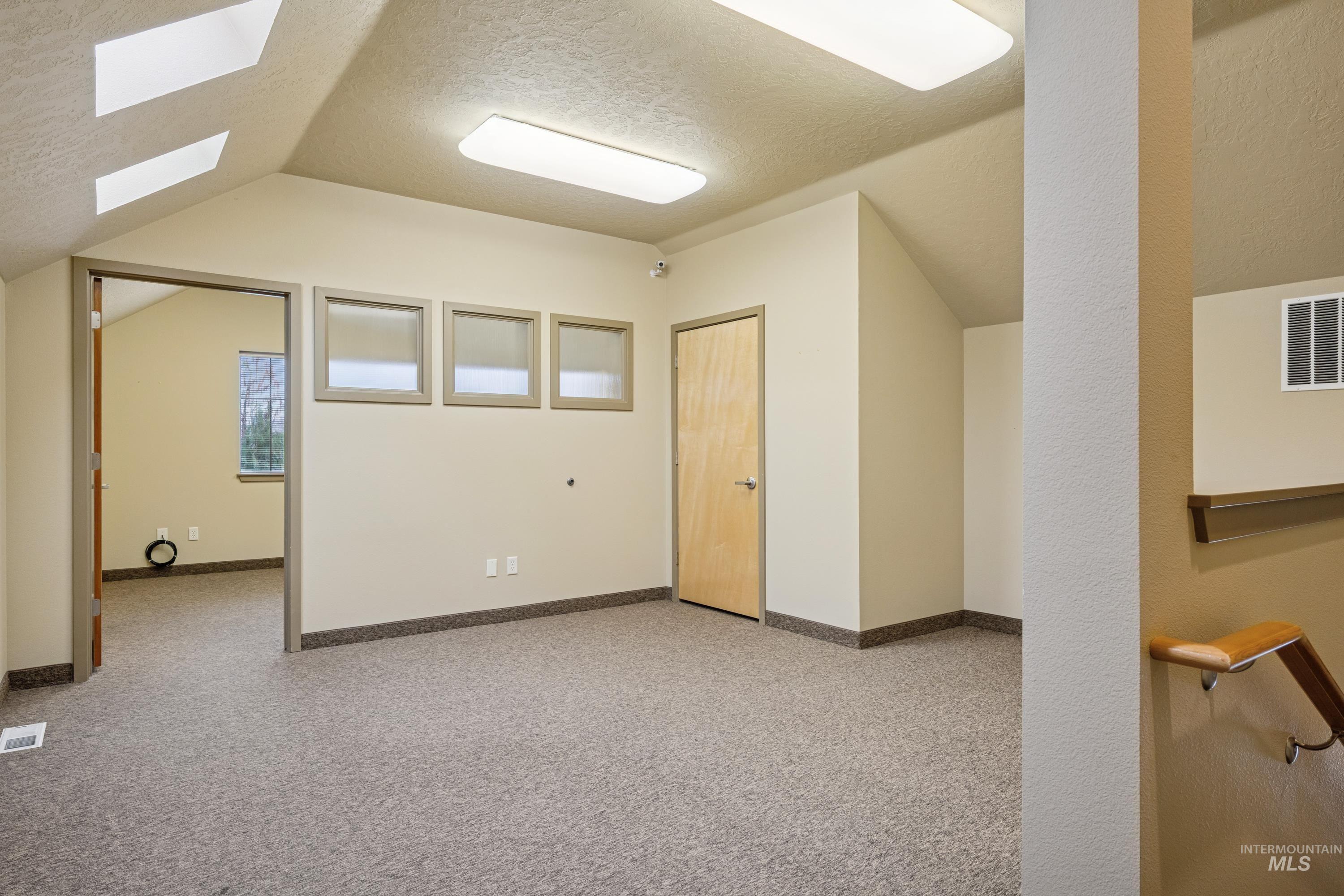 1093 E Iron Eagle Drive- Suite 125
