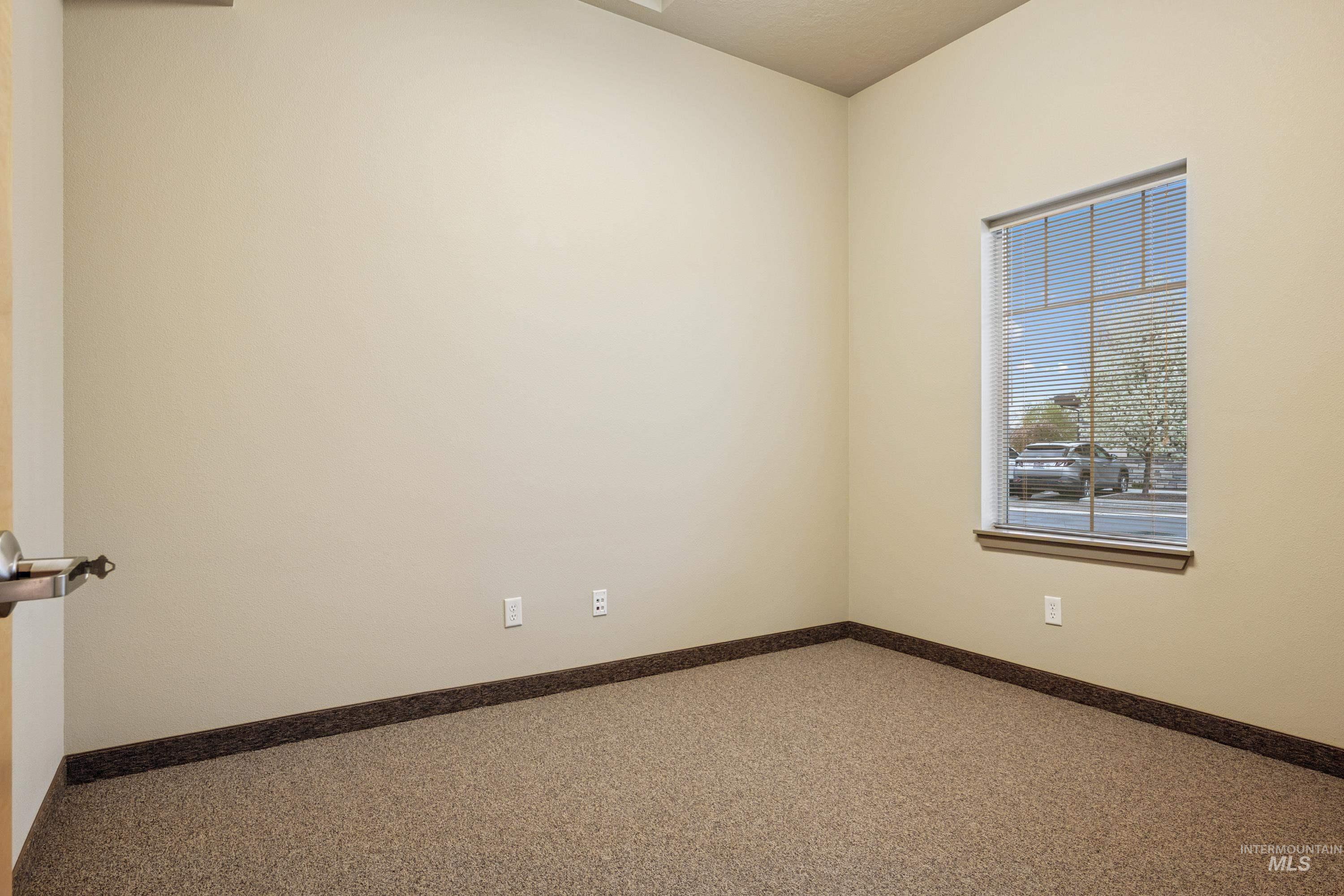 1093 E Iron Eagle Drive- Suite 125
