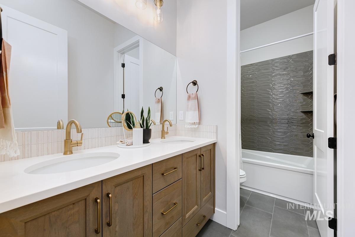 13493 N Tierra Linda Way