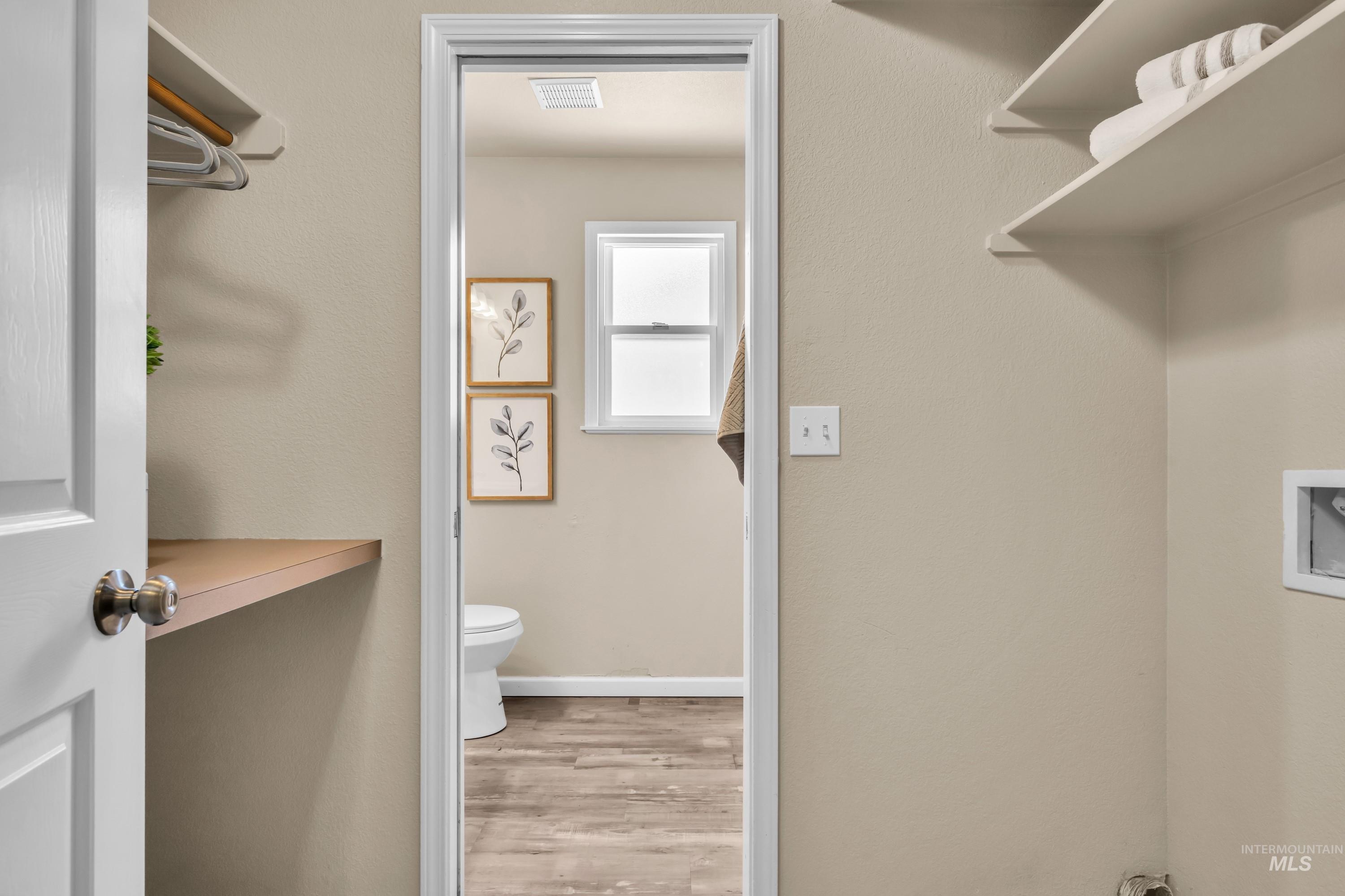 5834 S Snowdrop Place