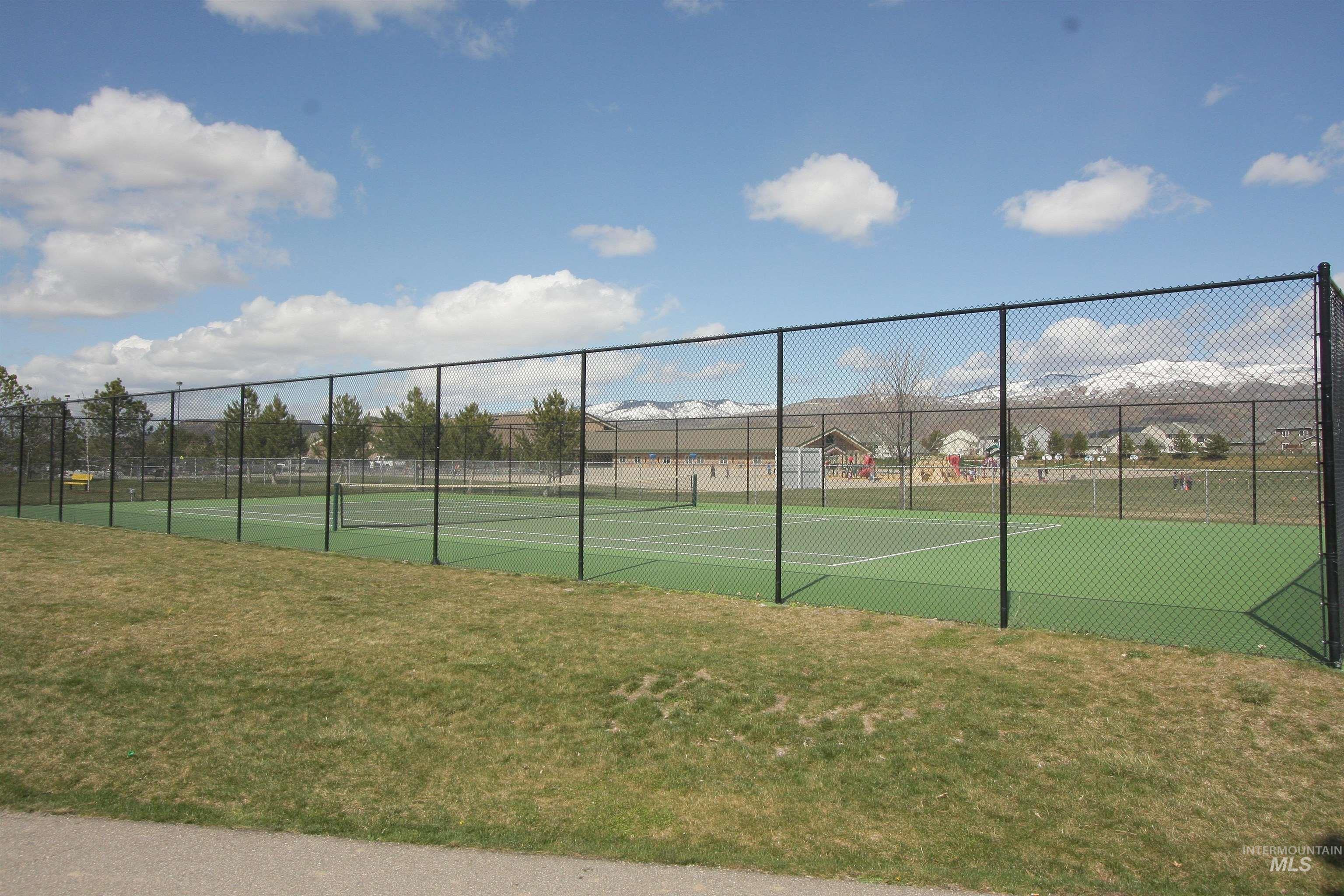 5834 S Snowdrop Place