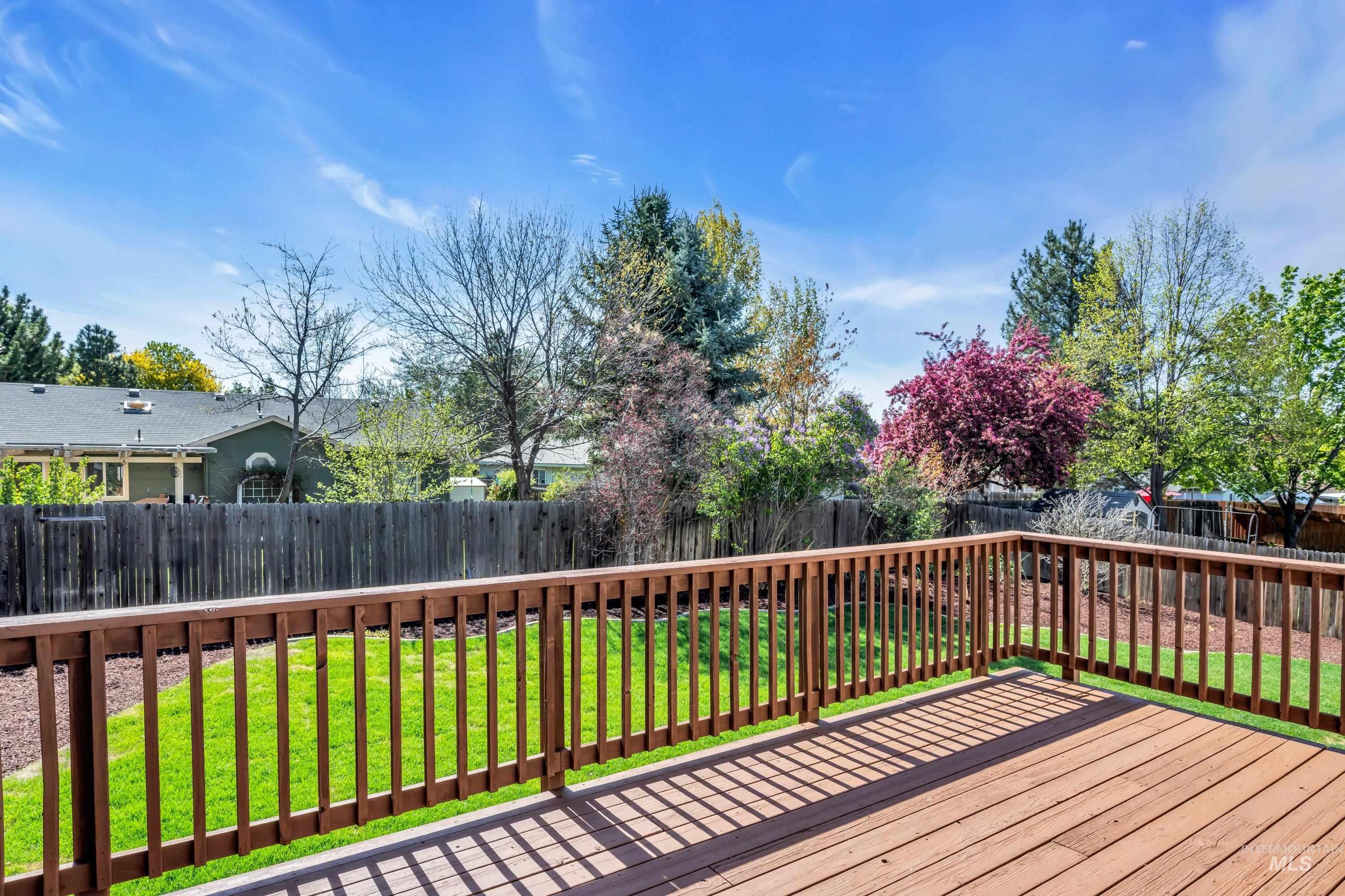 5834 S Snowdrop Place