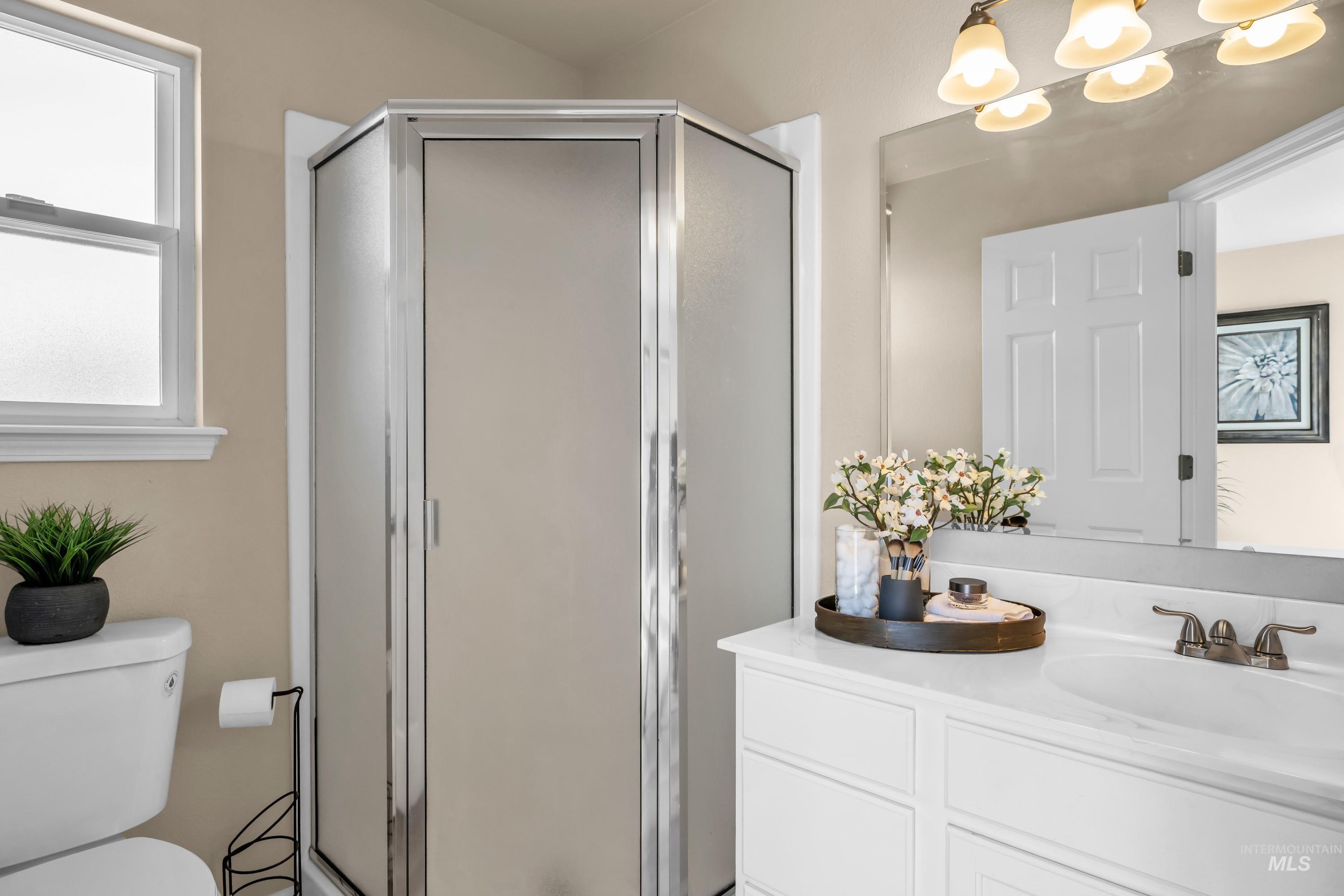 5834 S Snowdrop Place