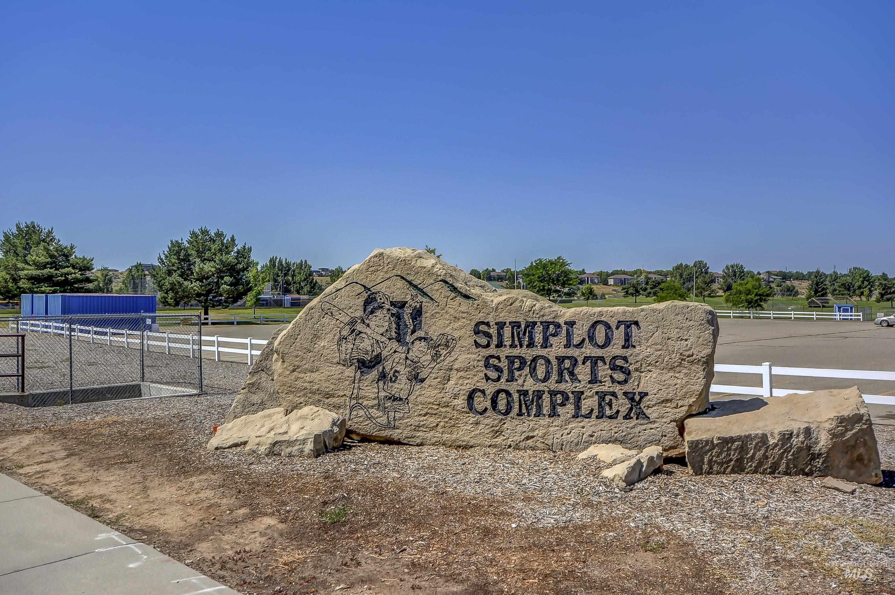 5834 S Snowdrop Place