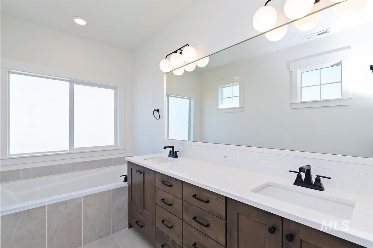 4716 N Camp Creek Ave