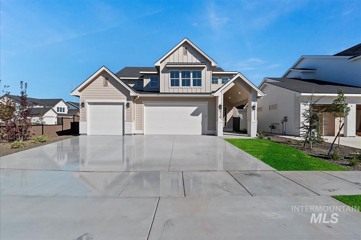 4716 N Camp Creek Ave