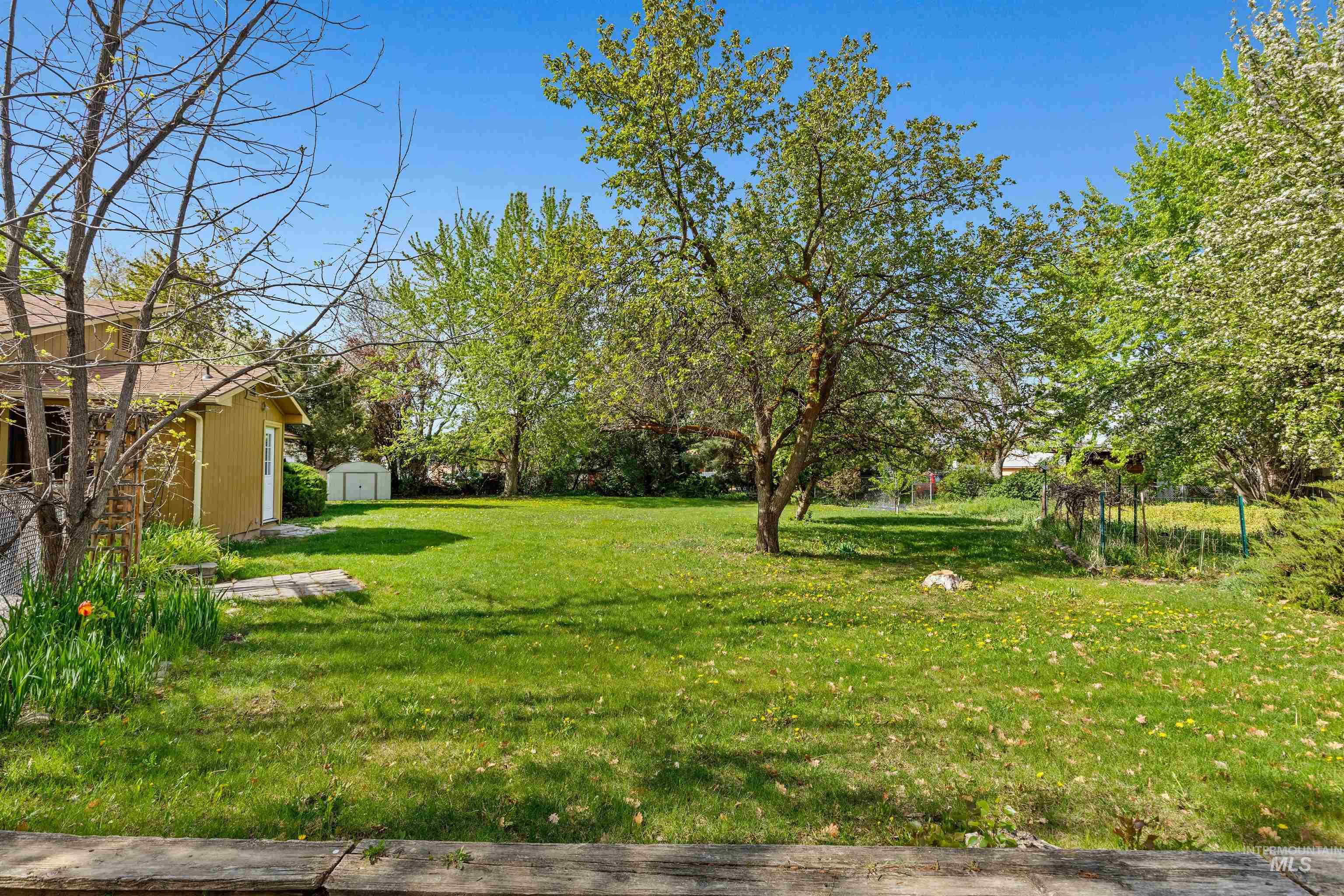 11134 W Mohawk Drive