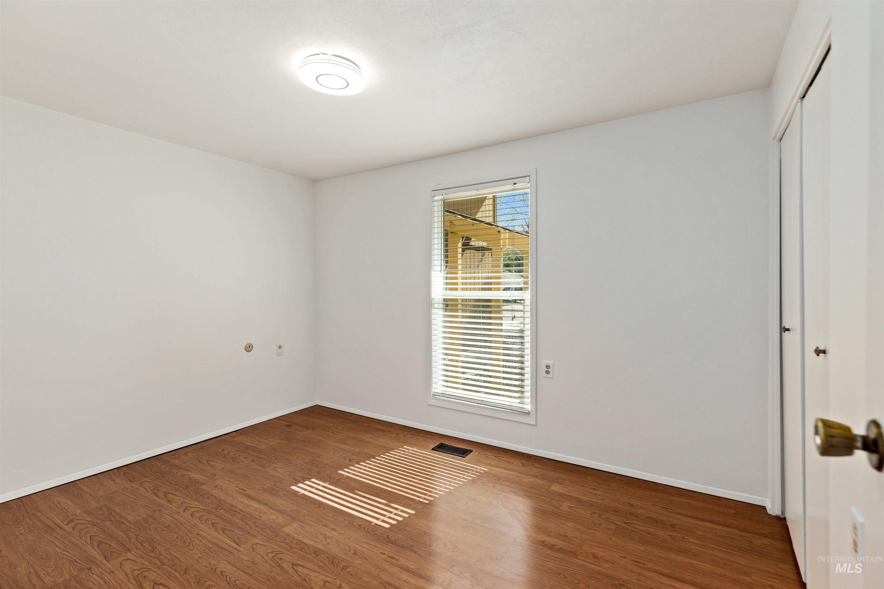 11134 W Mohawk Drive