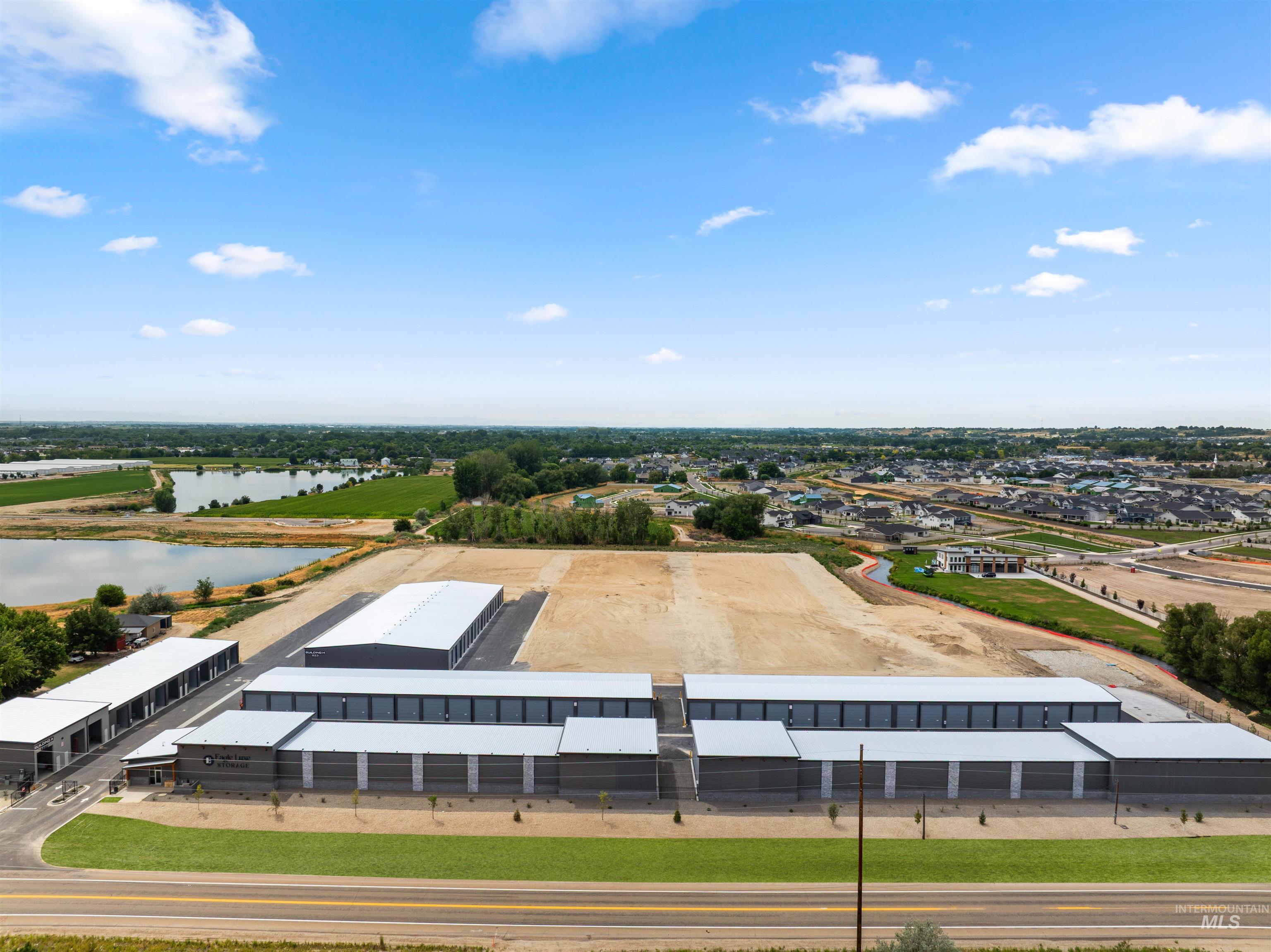 909 N Highway 16 Unit: 111 & 124