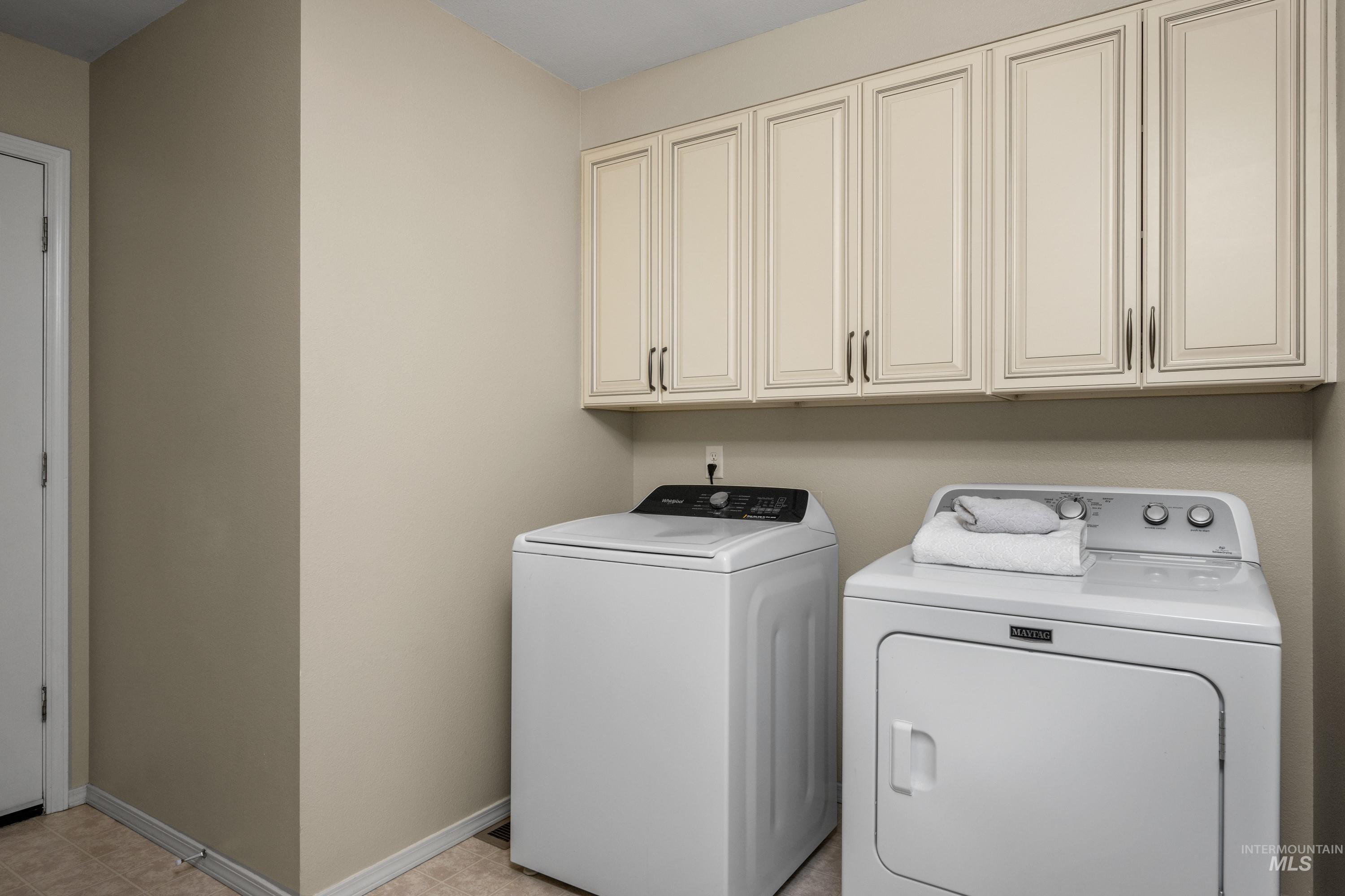 2472 E Bergeson Street