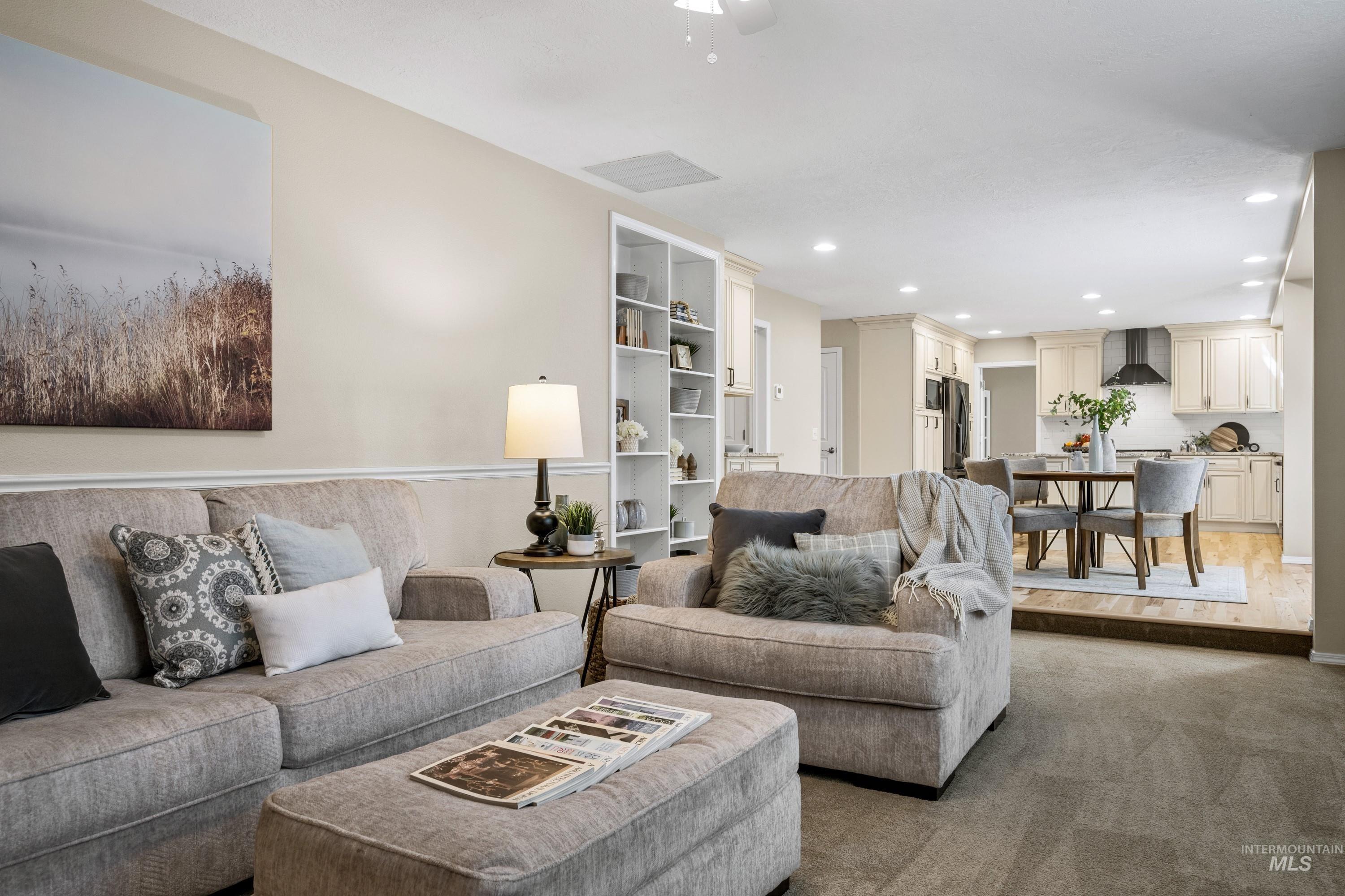 2472 E Bergeson Street