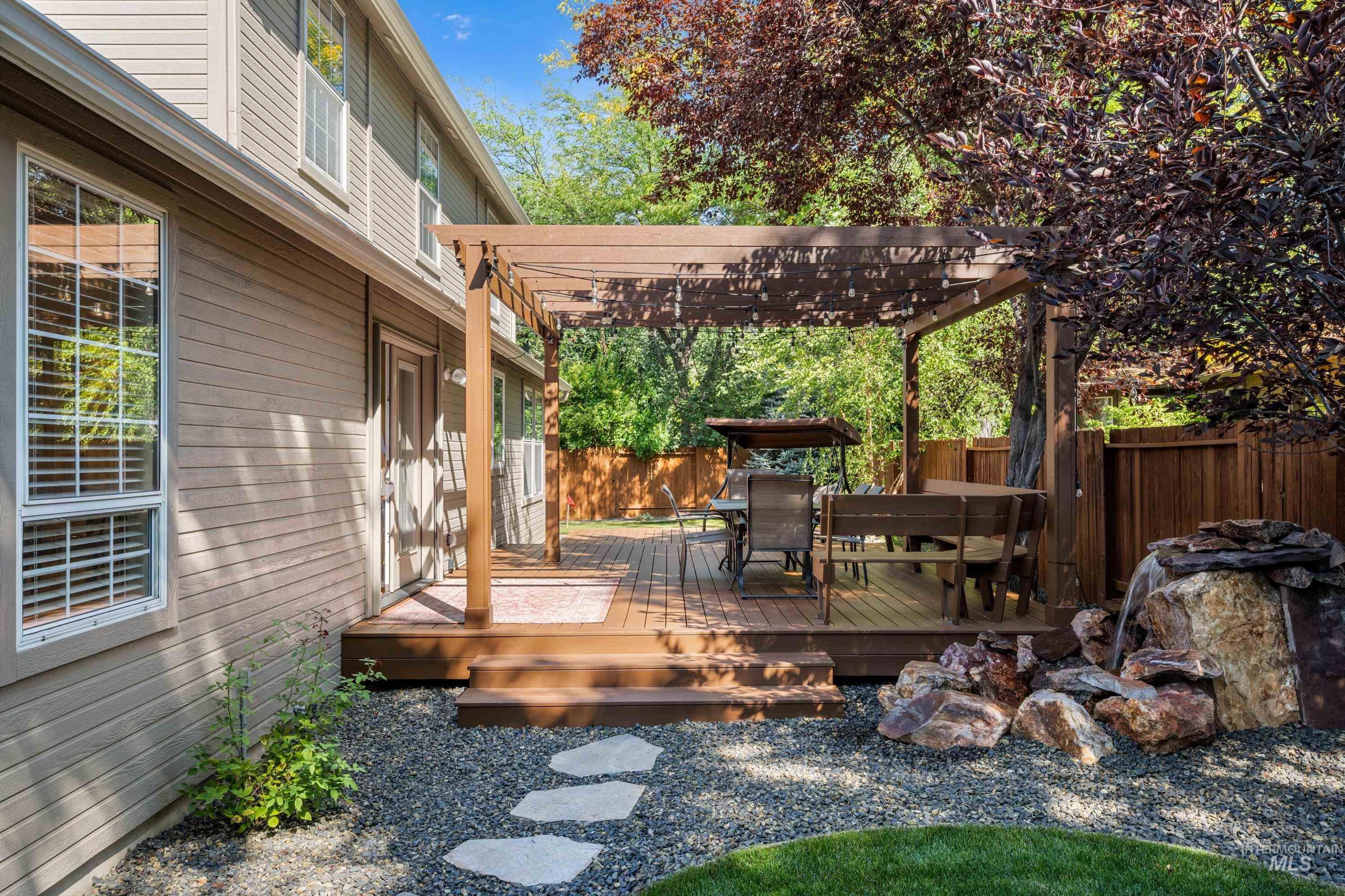 2472 E Bergeson Street