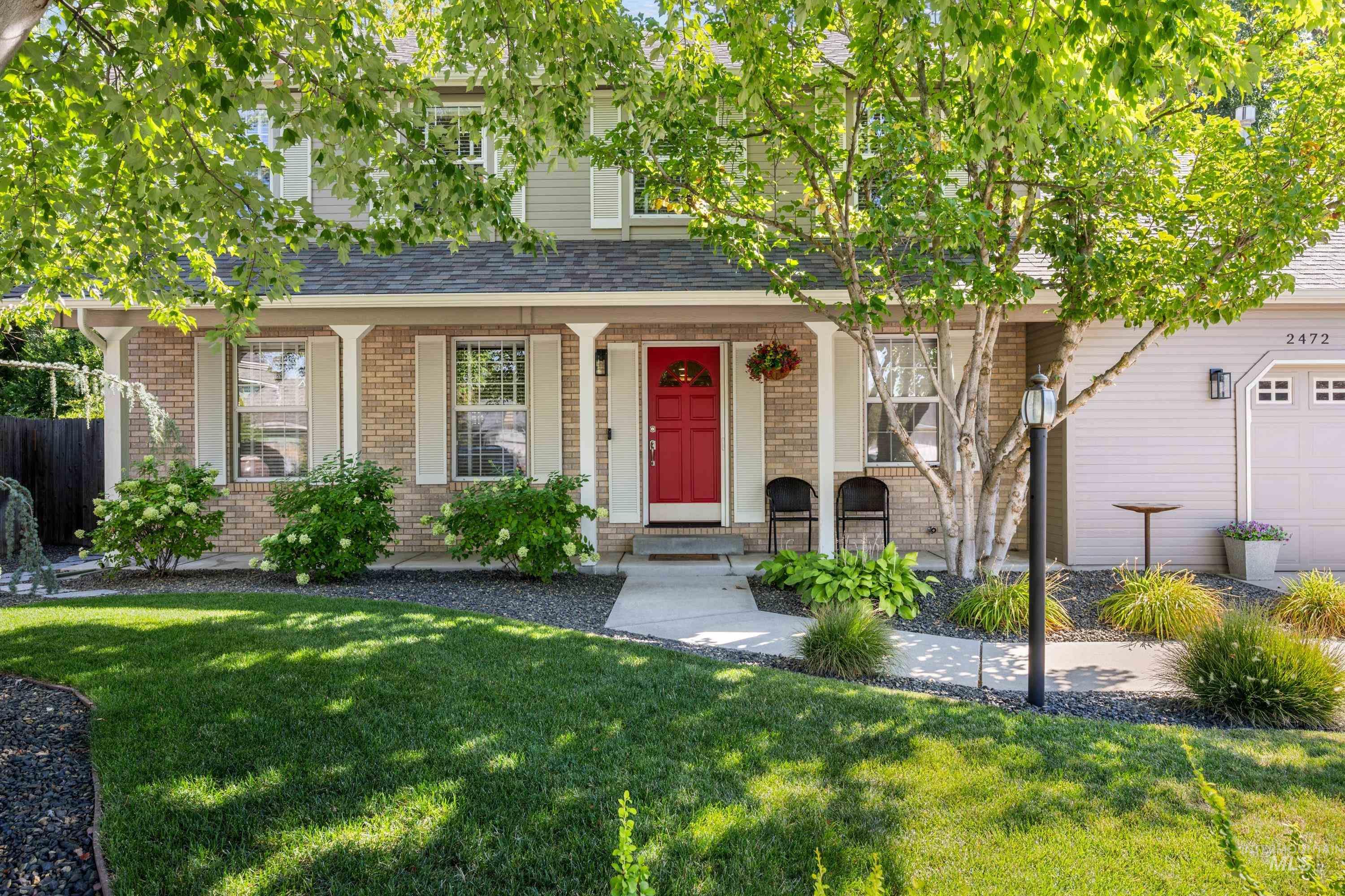 2472 E Bergeson Street