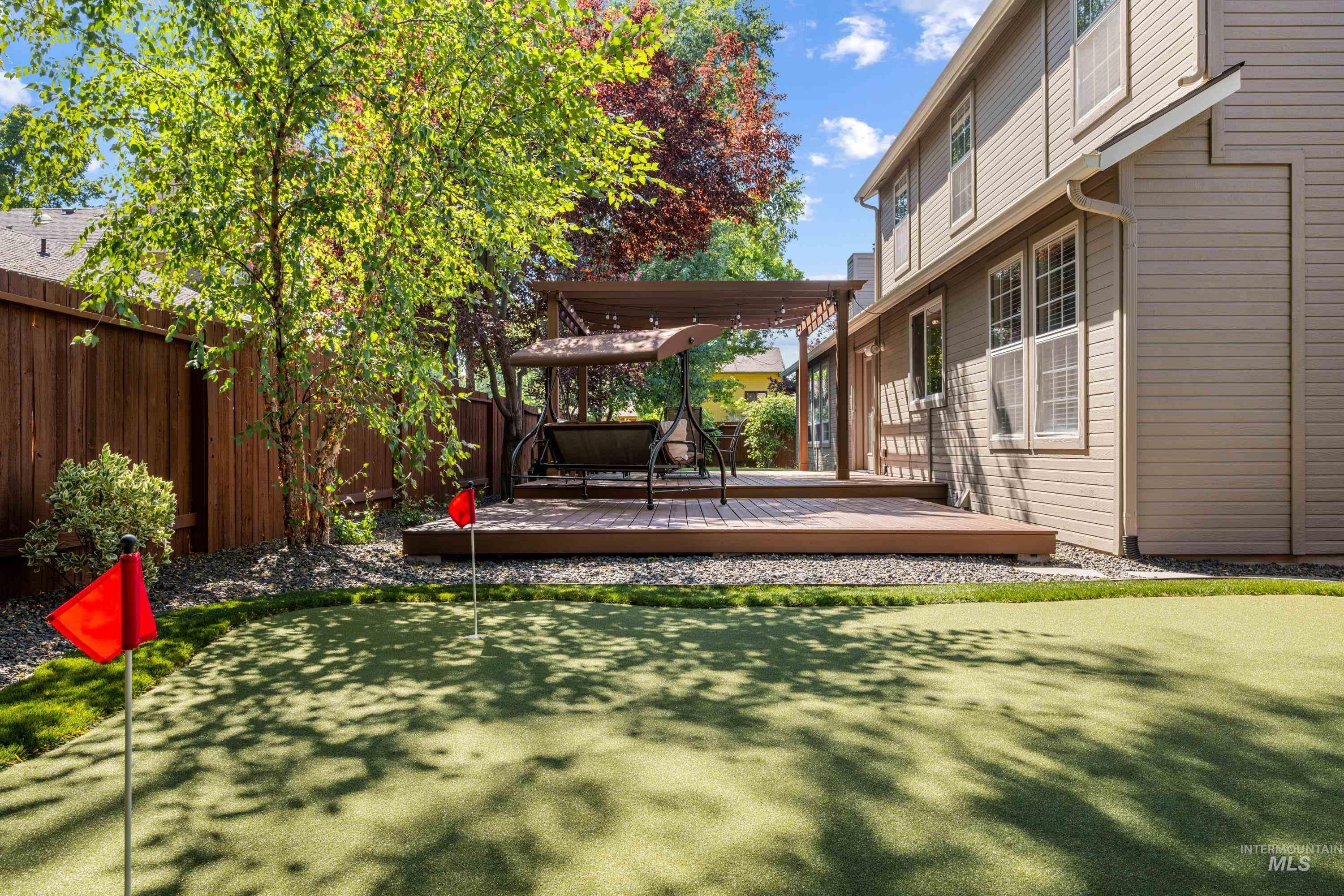 2472 E Bergeson Street