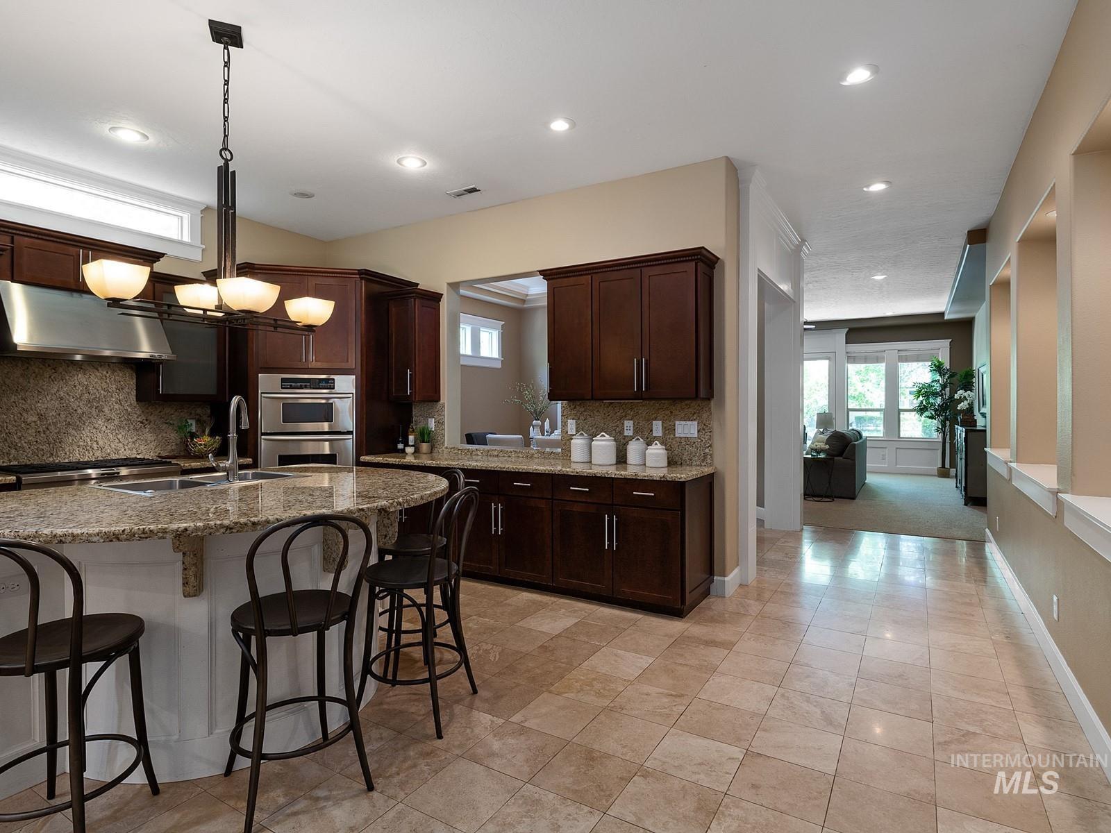 1880 S Stream Pointe Lane