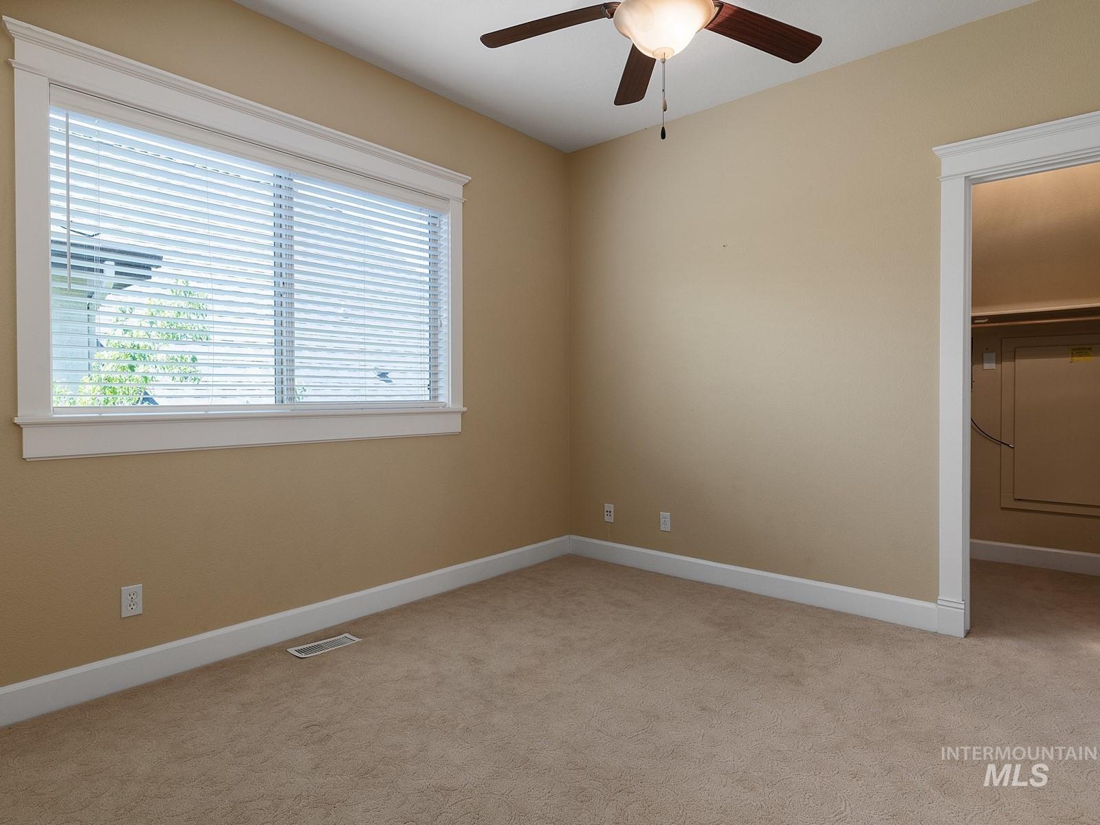 1880 S Stream Pointe Lane